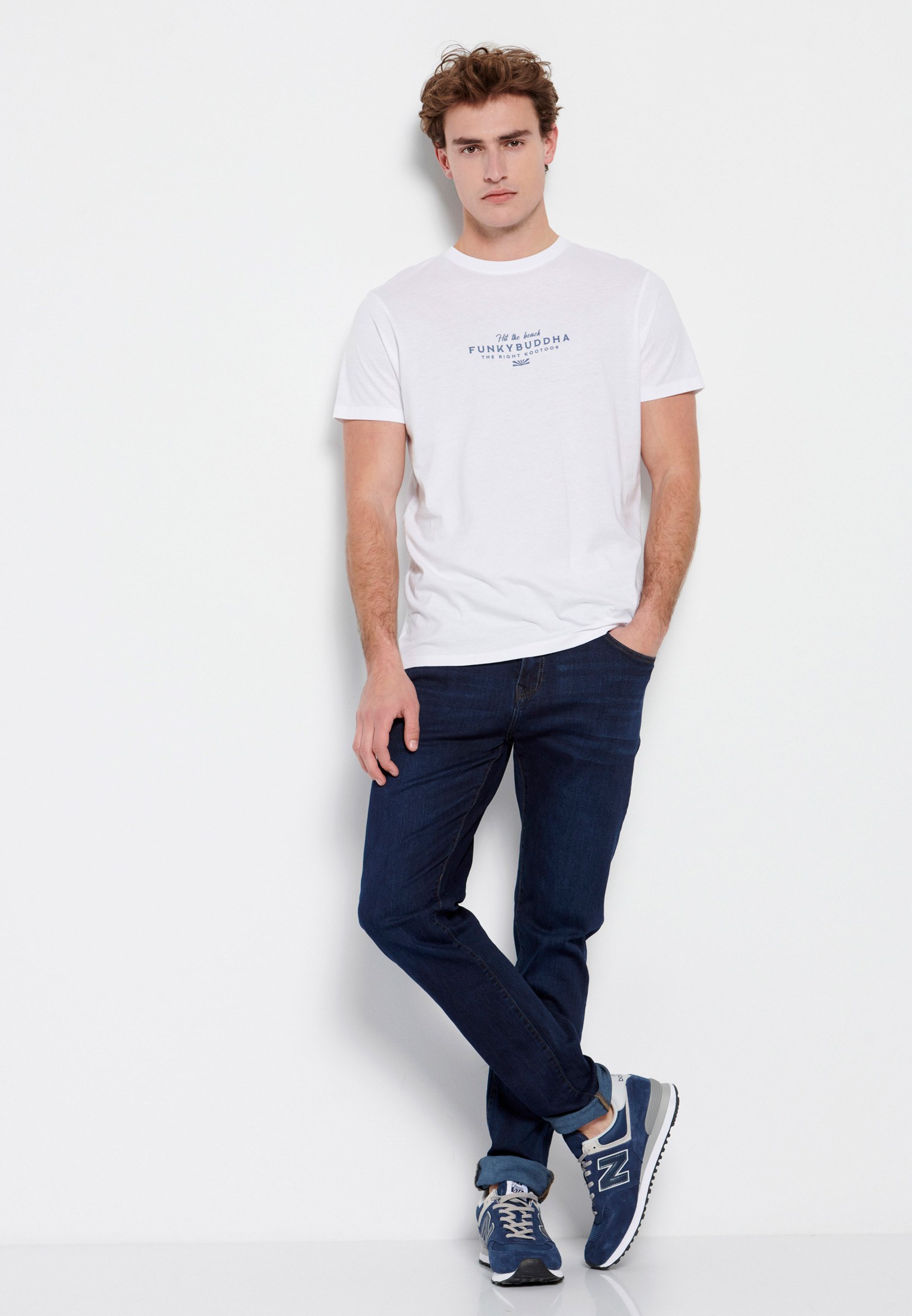 T-shirt με Funky Buddha τύπωμα στο στήθος φωτογραφία