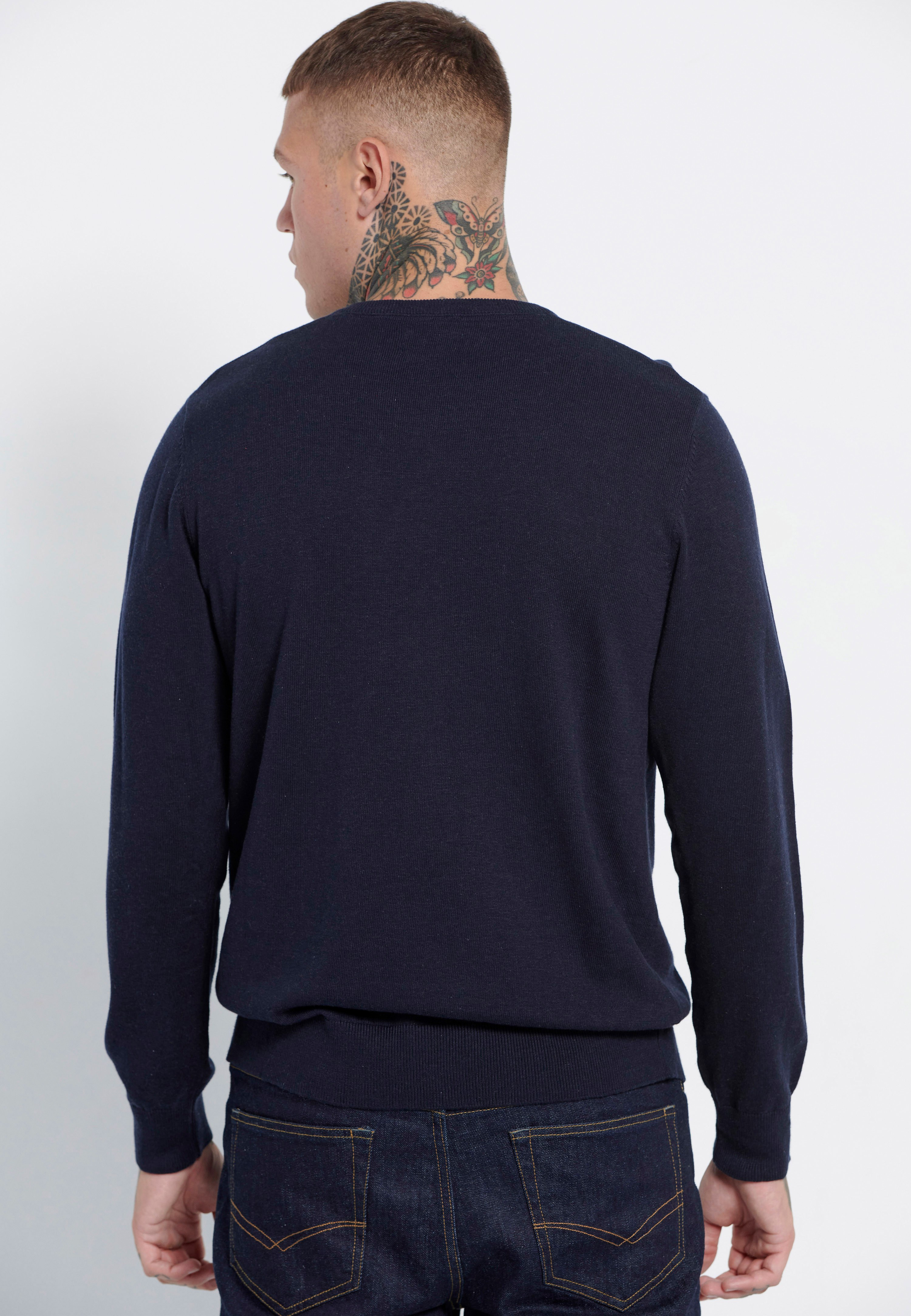 Essential πουλόβερ με V λαιμόκοψη