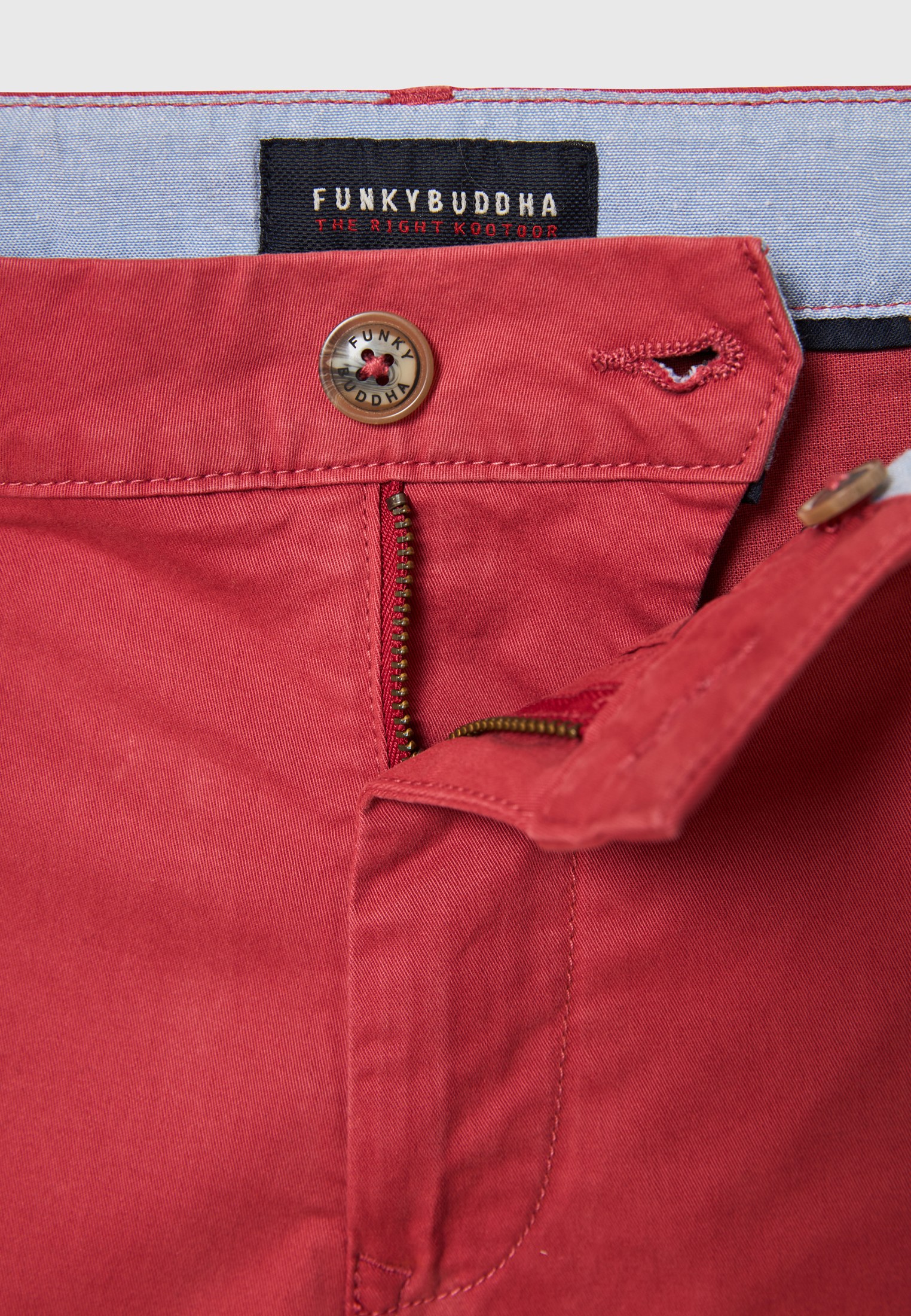 Ανδρική βερμούδα chino - The essentials