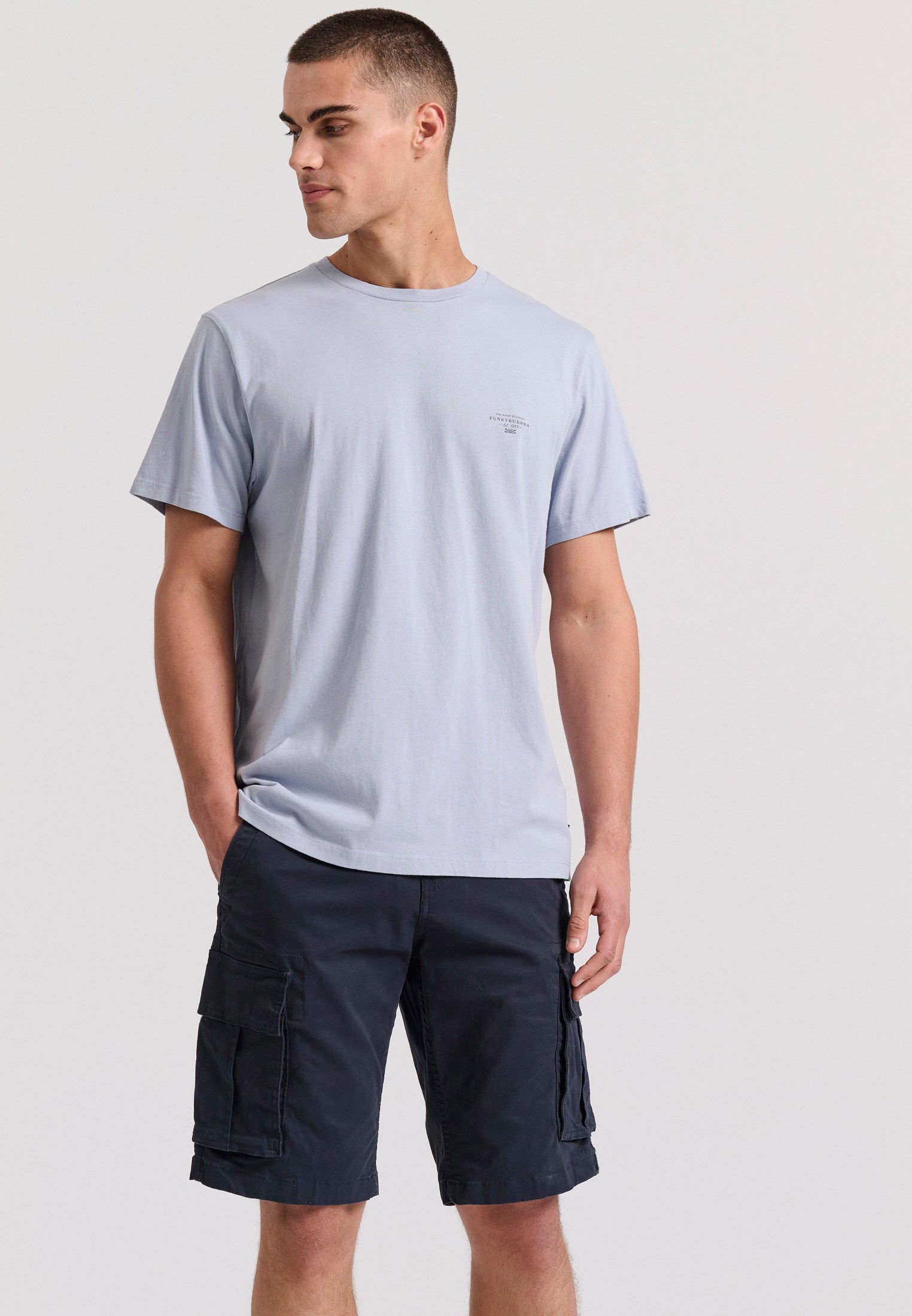 T-shirt με branded τύπωμα - The essentials