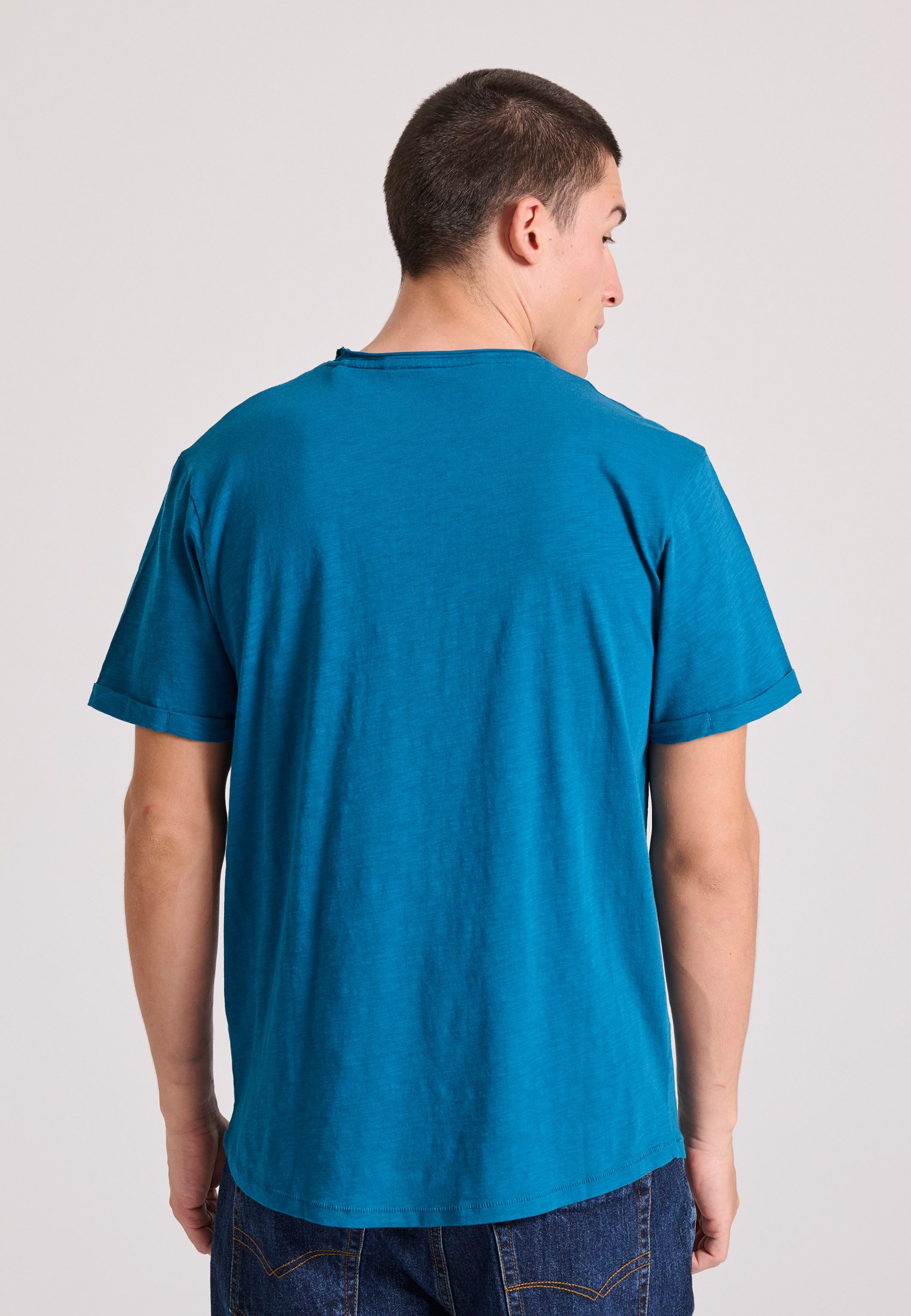 Βαμβακερό t-shirt με τσέπη στο στήθος