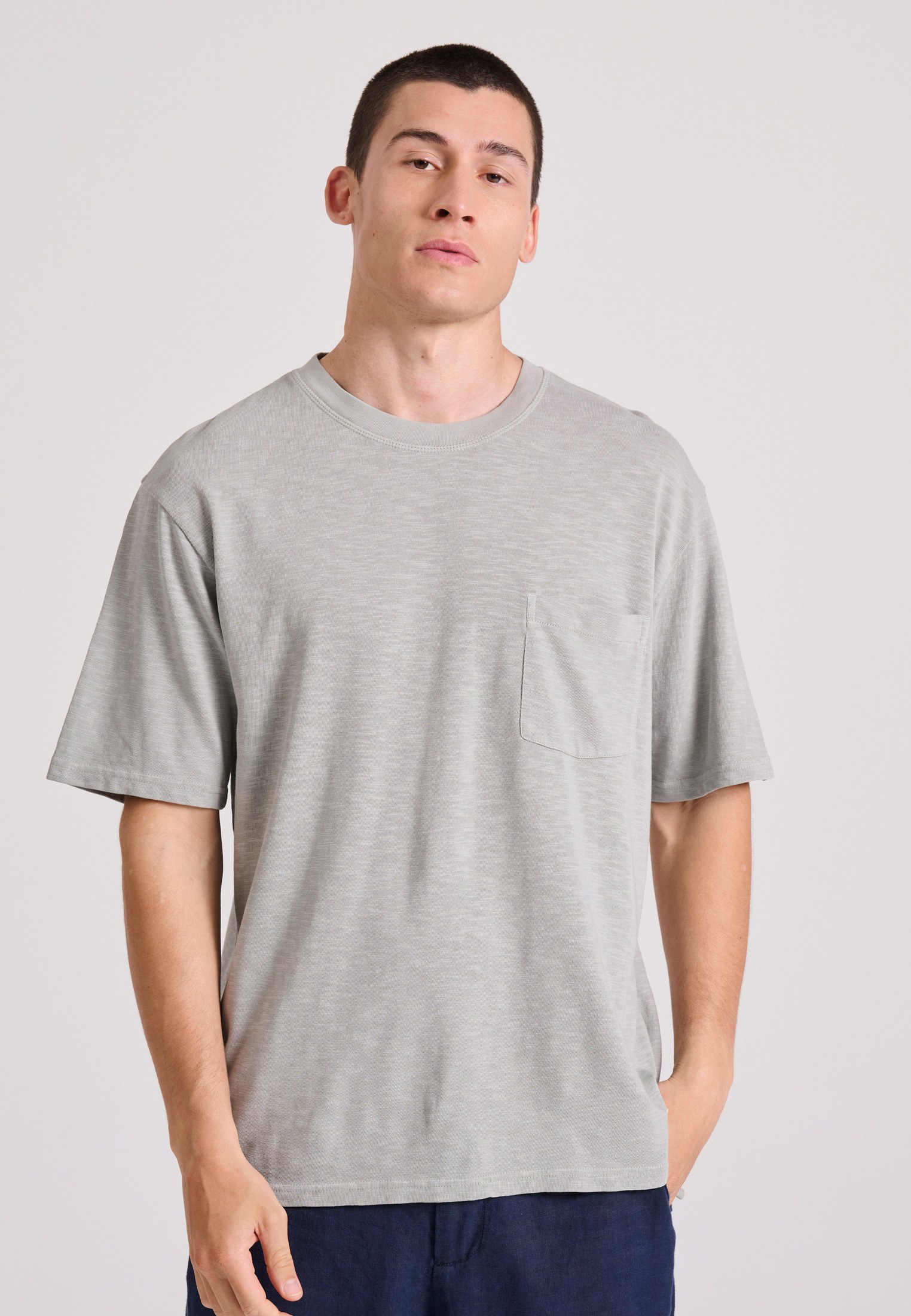 Relaxed fit t-shirt με τσέπη στο στήθος