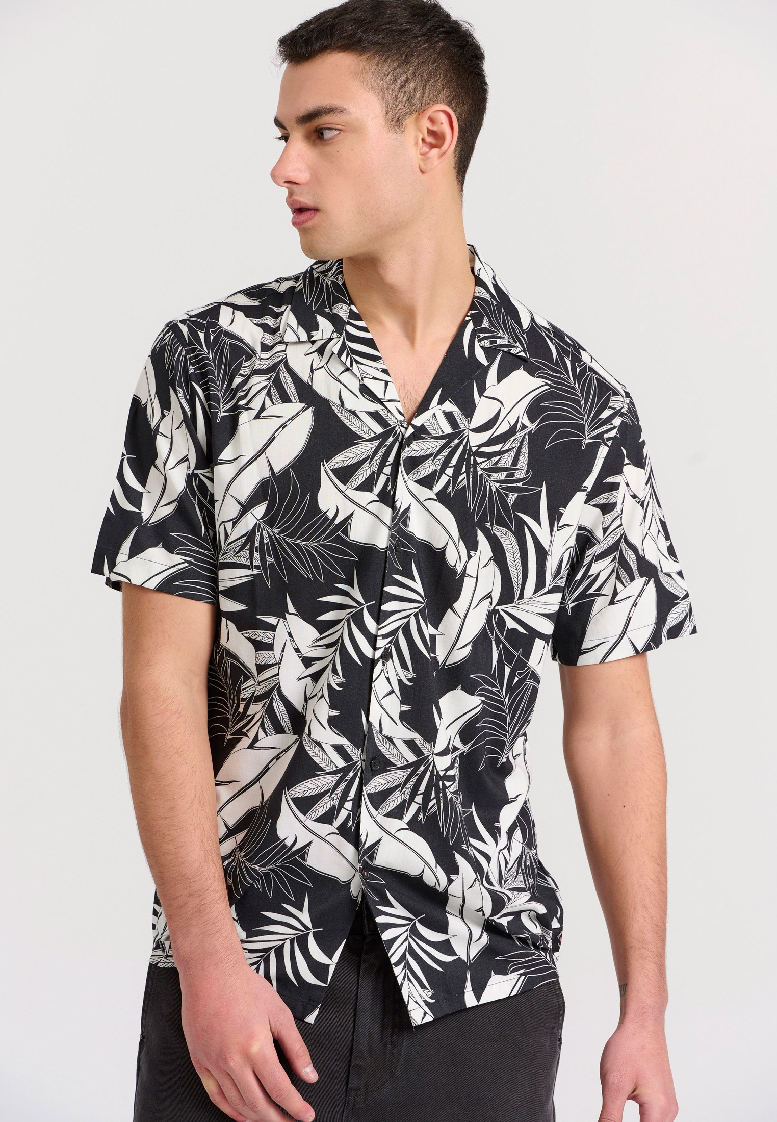 Men's Shirts Funky Buddha Black