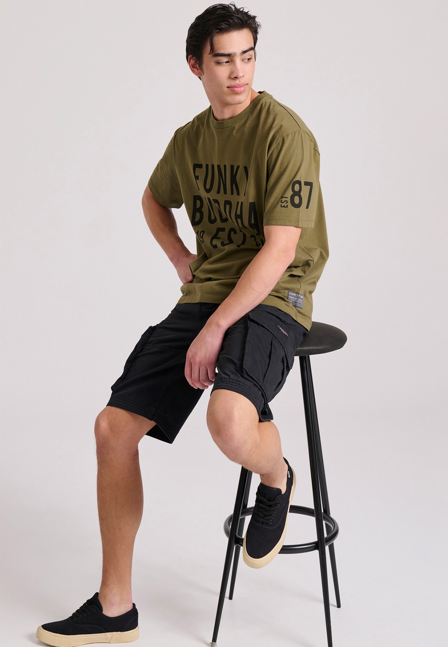 Comfort fit ανδρική cargo βερμούδα