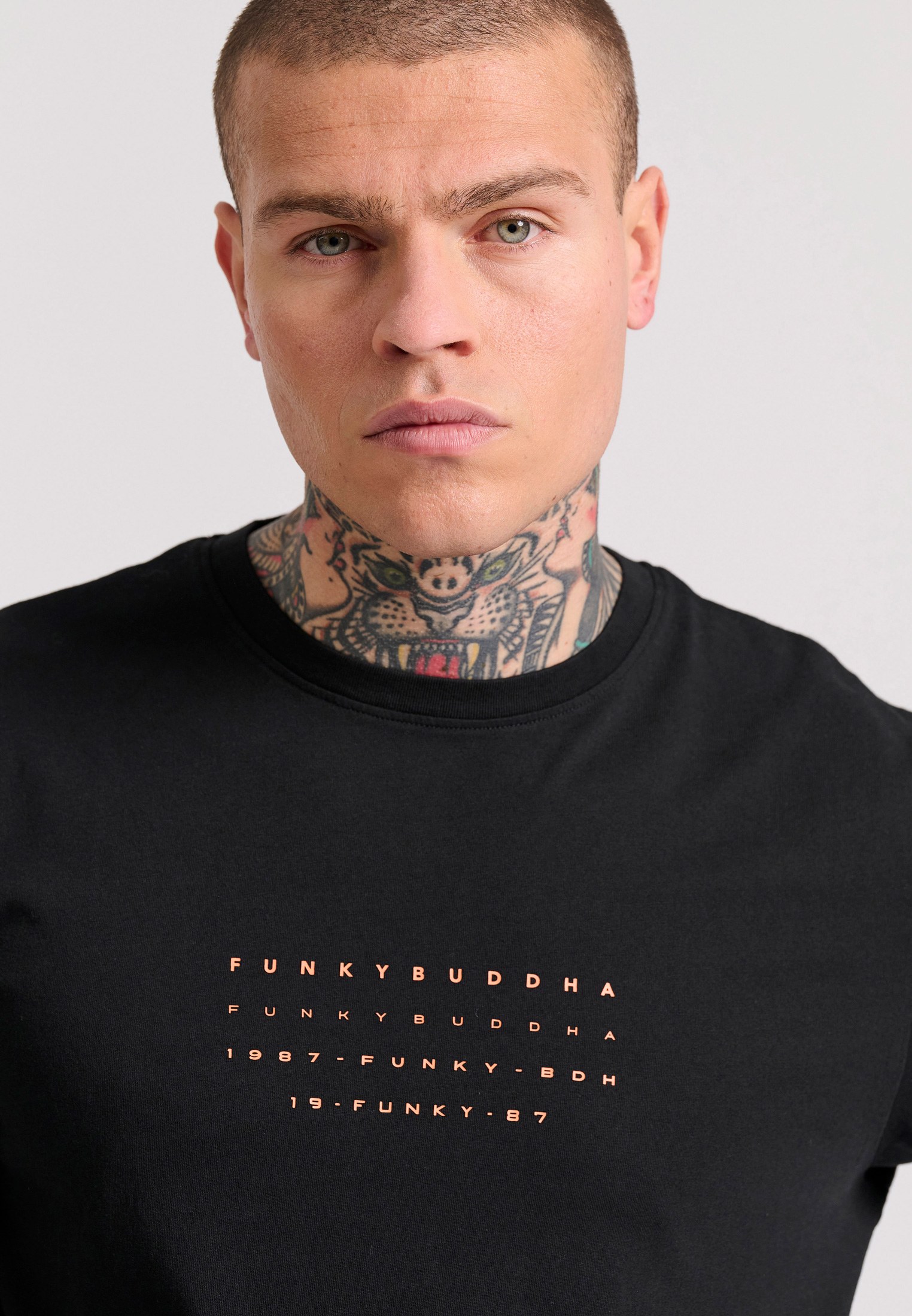 T-shirt με text artwork τύπωμα