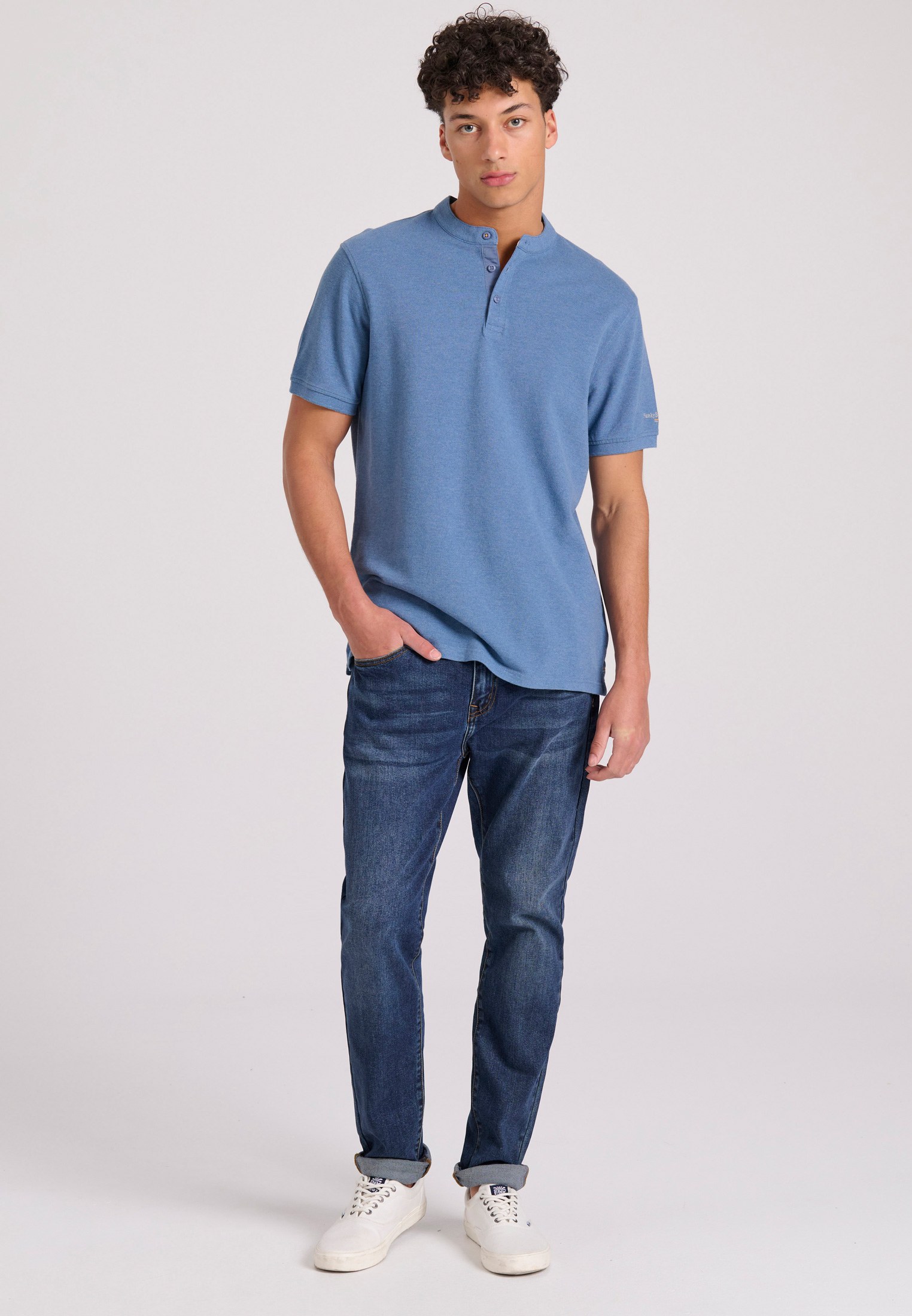 Slim tapered fit τζιν παντελόνι