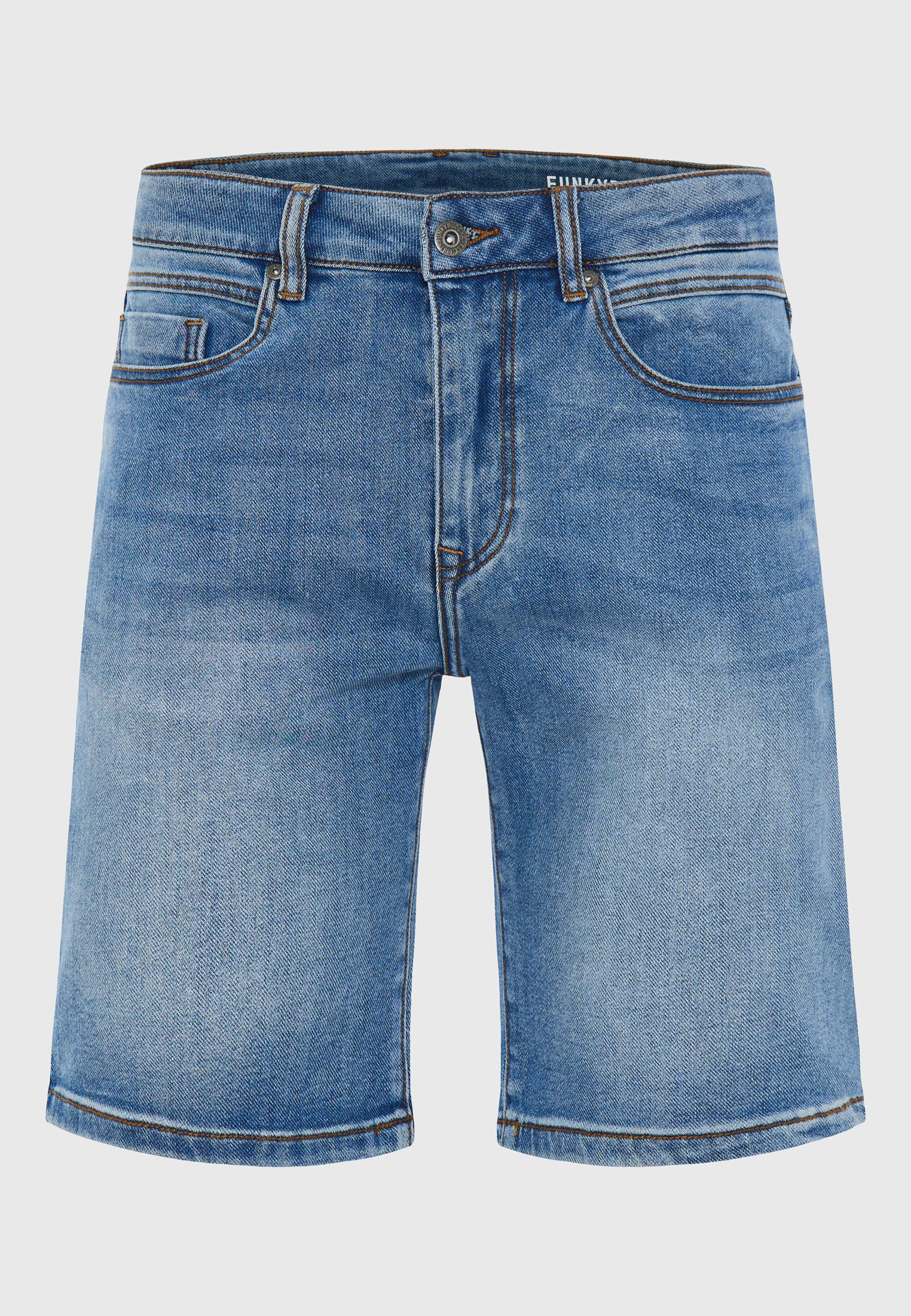 Ανδρική τζιν βερμούδα με ελαφρύ ξεθώριασμα φωτογραφία