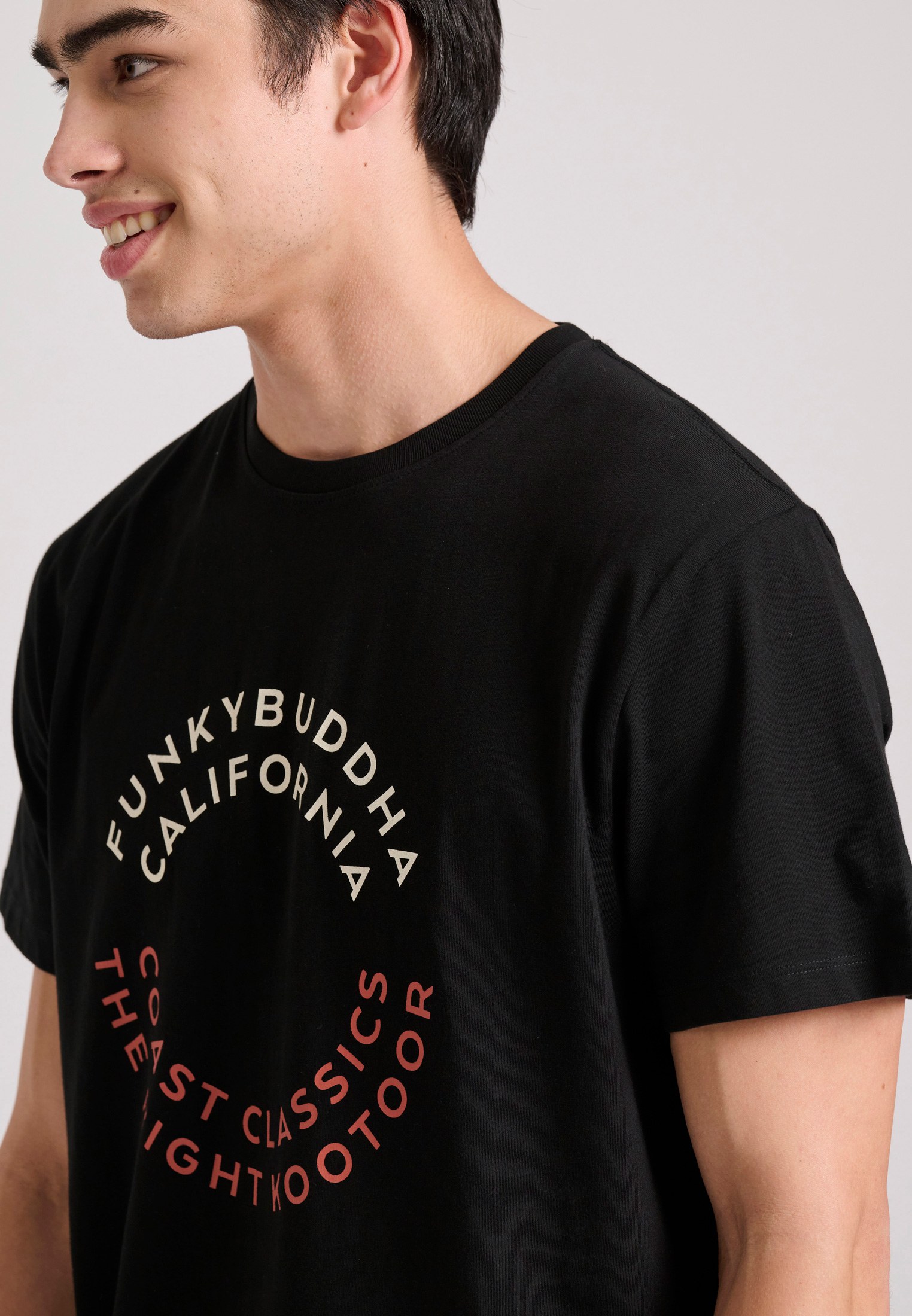 T-shirt με text artwork τύπωμα στο στήθος φωτογραφία