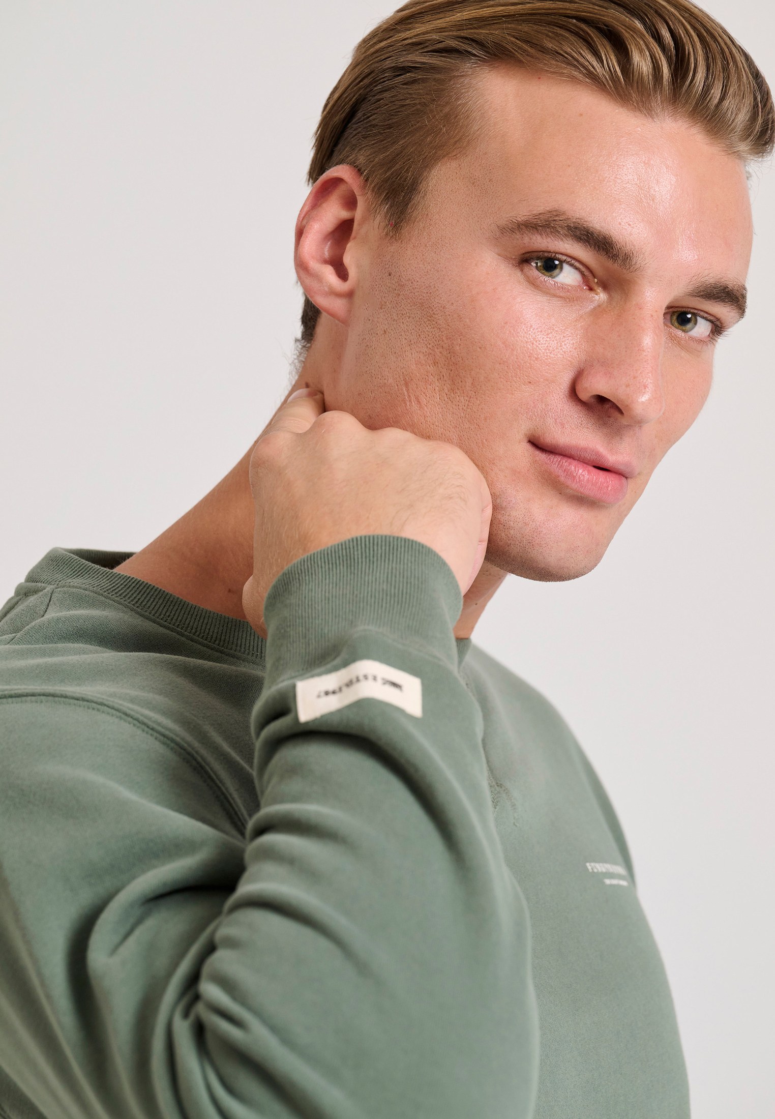 Men's Hoodies & Sweatshirts Funky Buddha Green