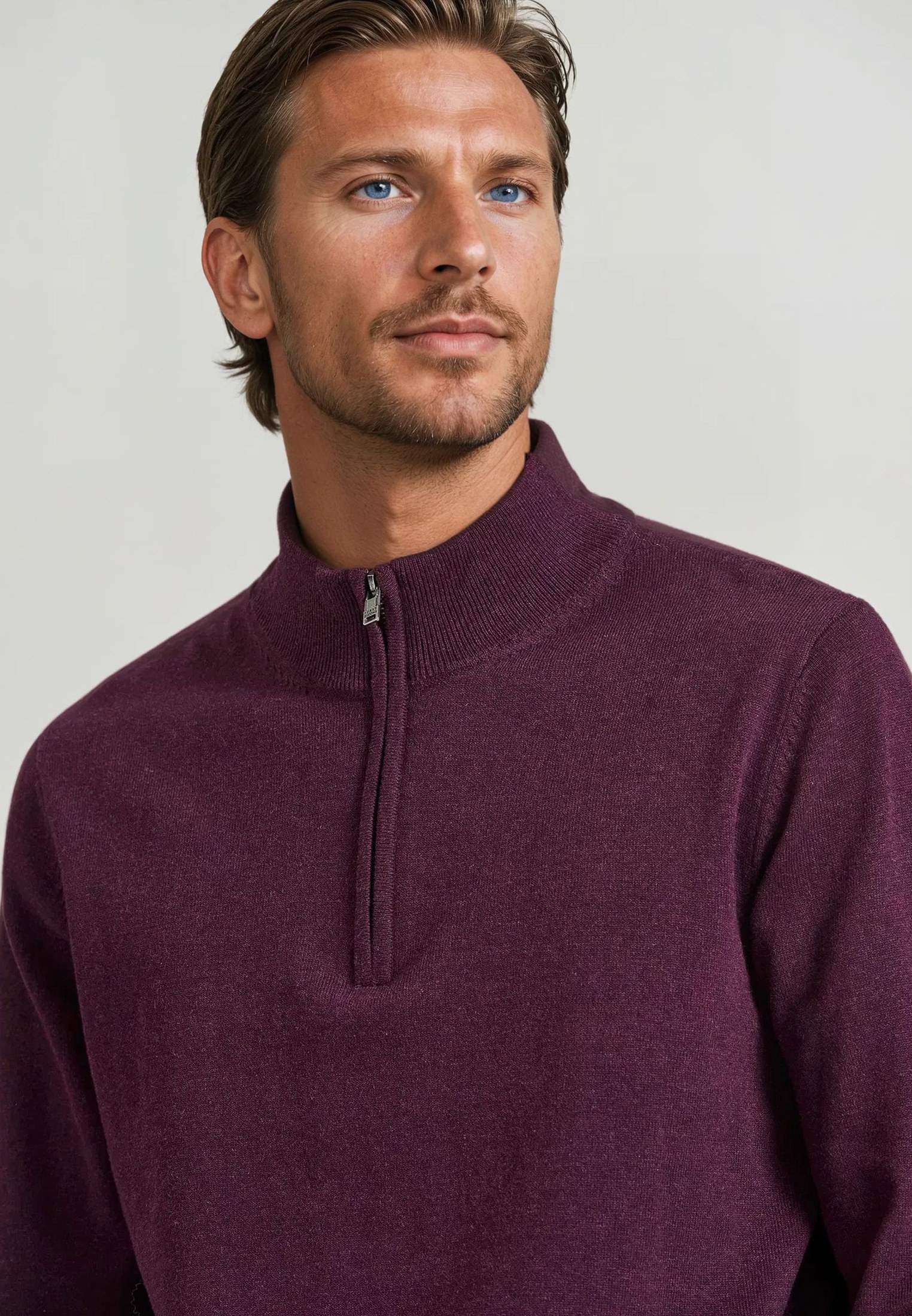 Ανδρικό half-zip πλεκτό πουλόβερ φωτογραφία