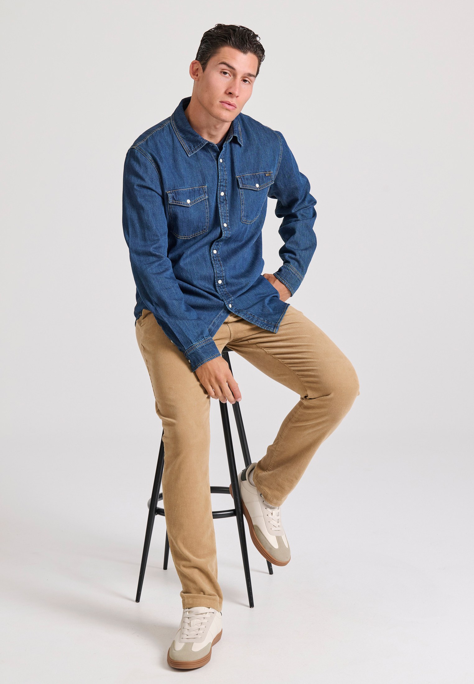 Ανδρικό κοτλέ chino παντελόνι