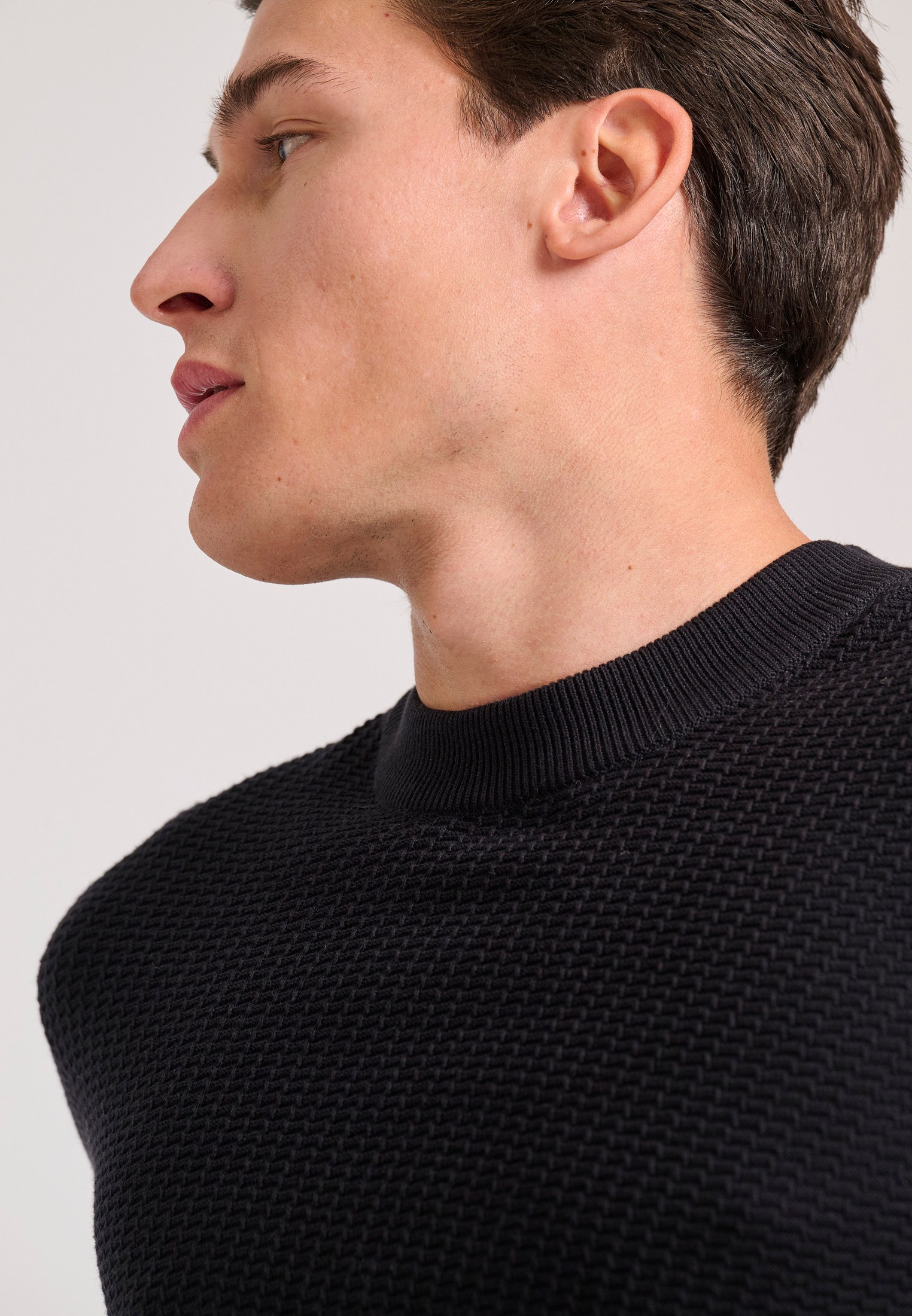 Ανδρικό πουλόβερ με ανάγλυφη υφή