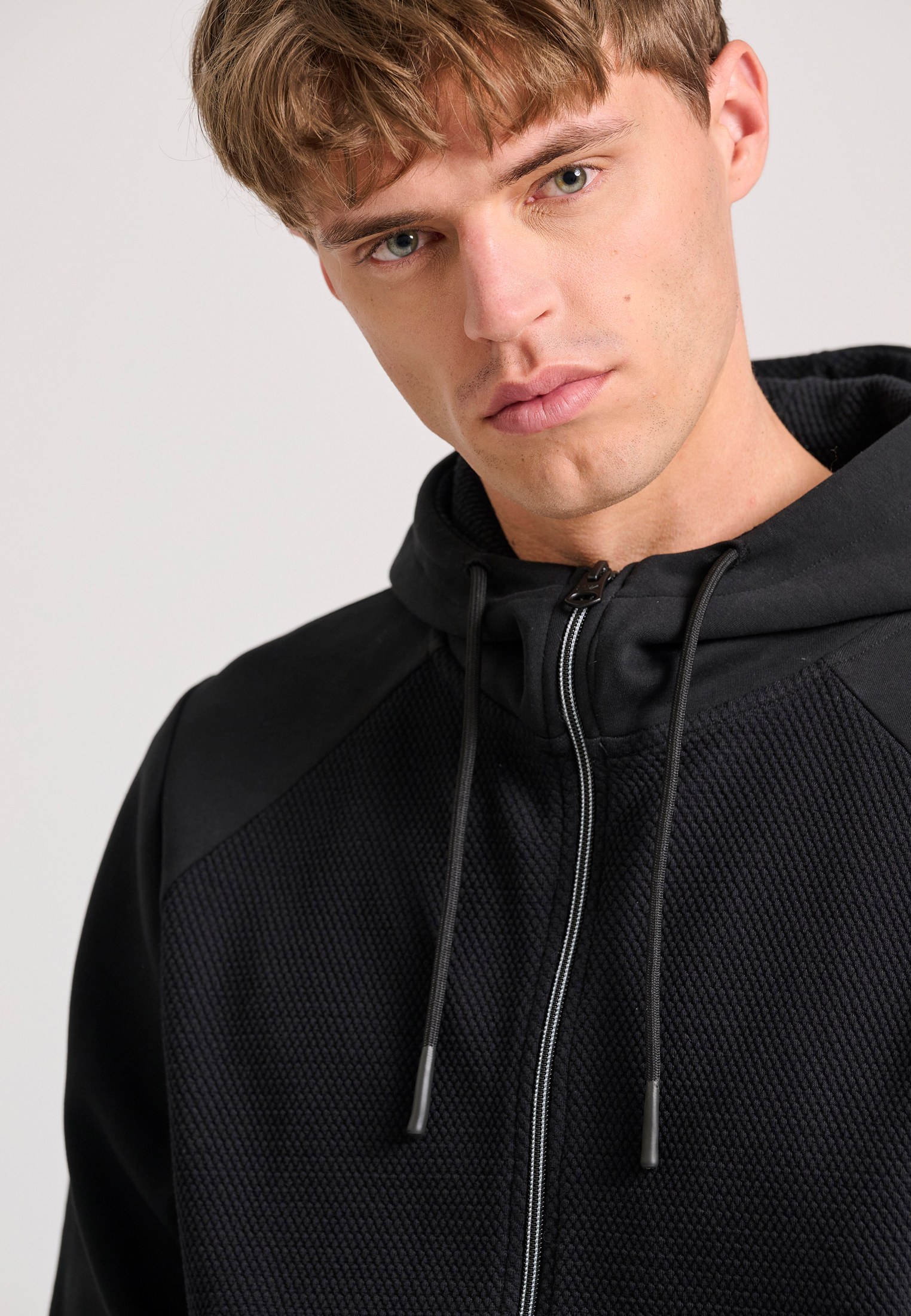 Ανδρική ζακέτα φούτερ με wafle weaving φωτογραφία