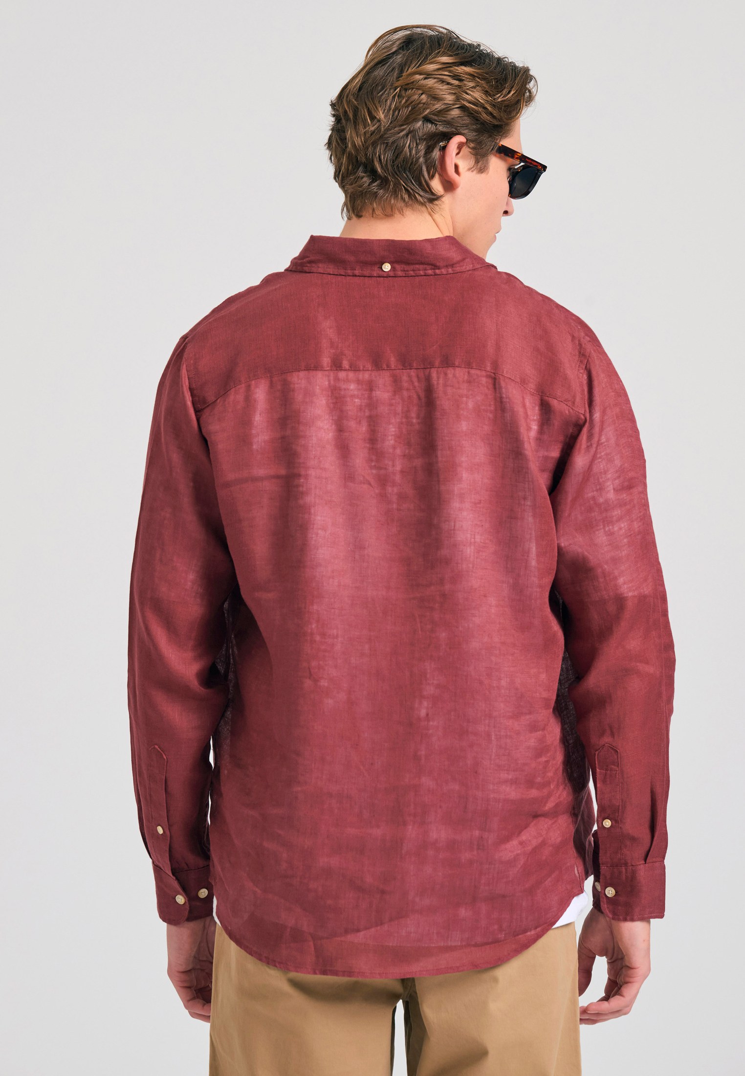 Garment dyed λινό πουκάμισο - The essentials φωτογραφία