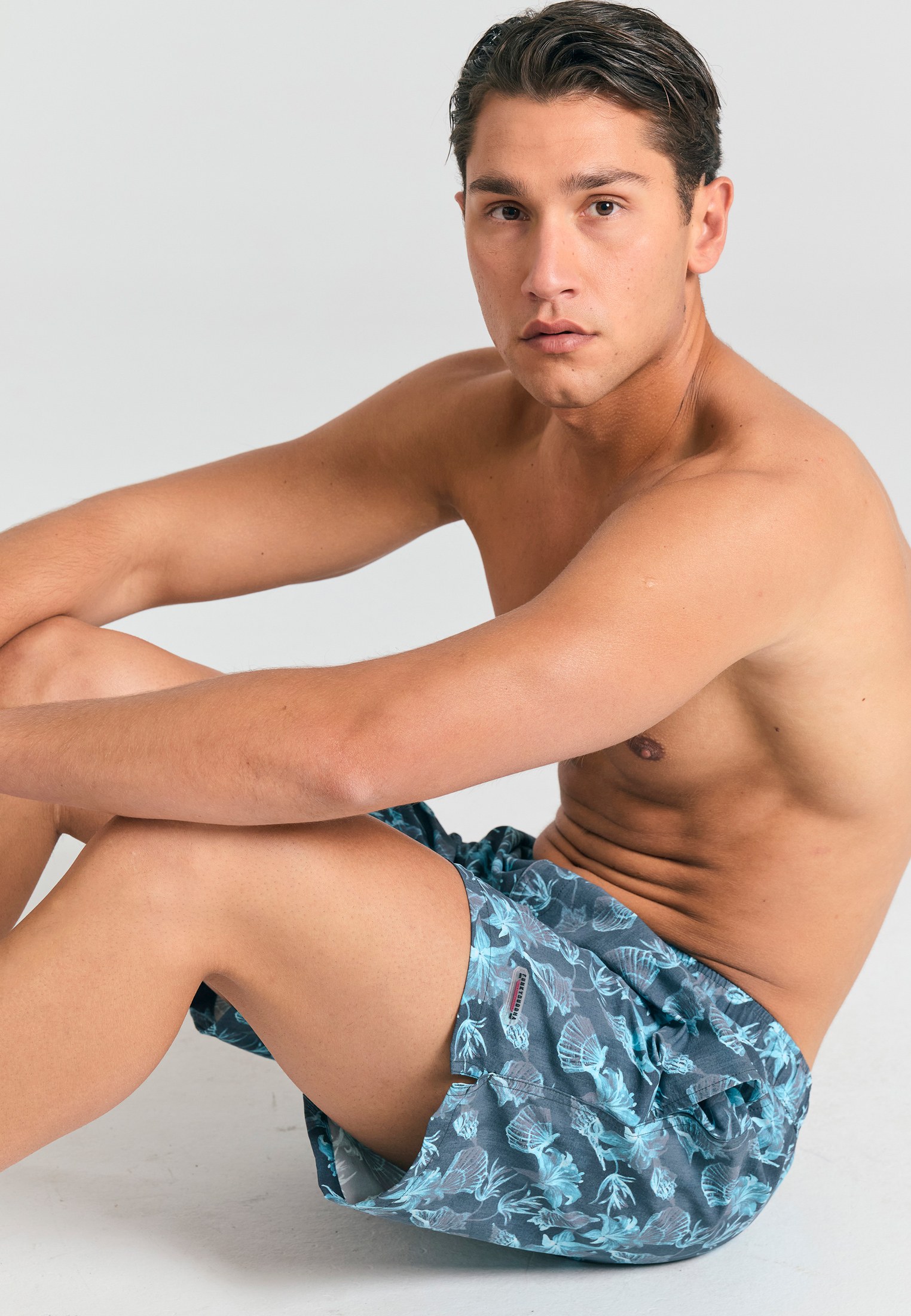 Ανδρικό μαγιό με floral τύπωμα