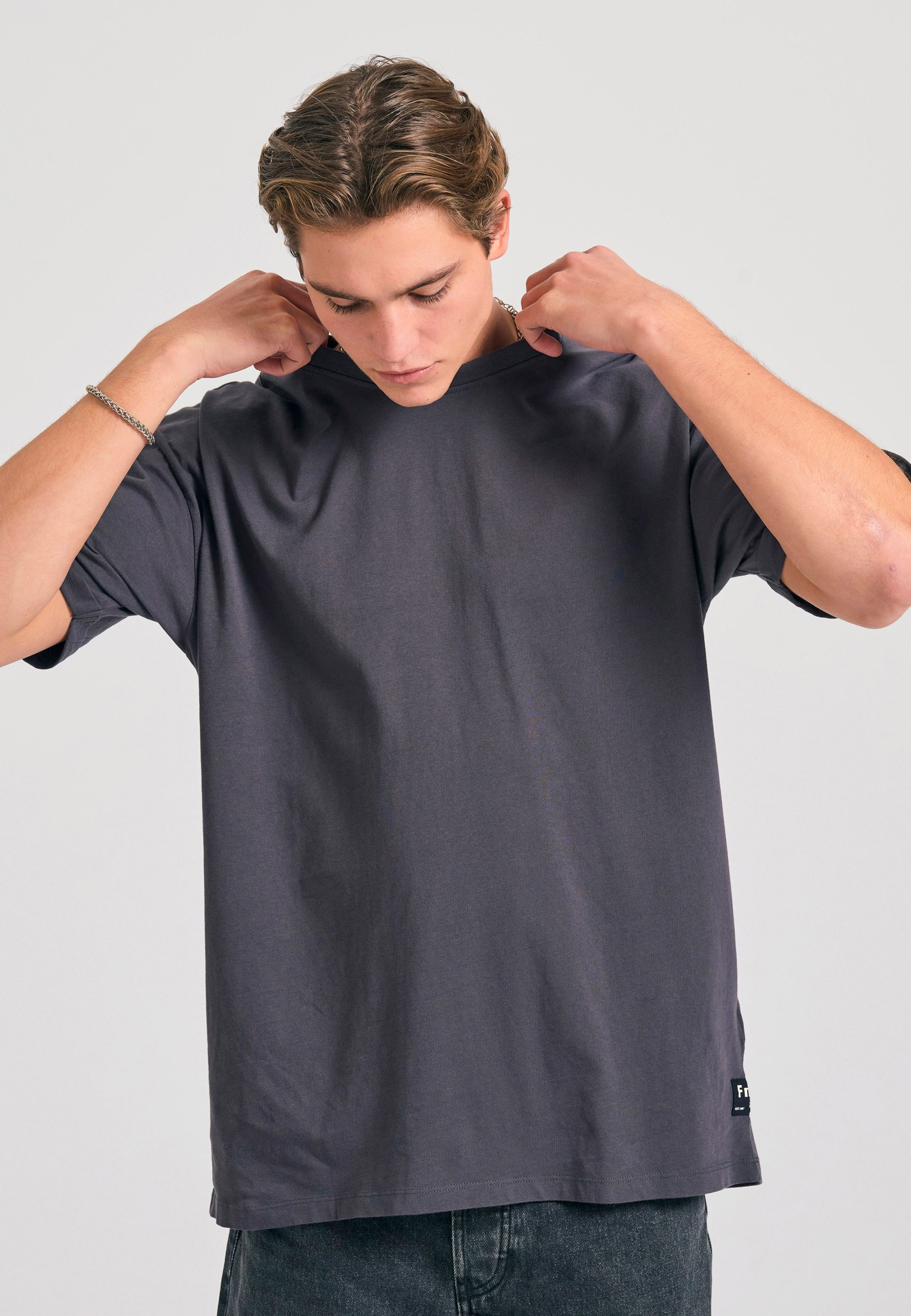 Oversized t-shirt με δίπλωμα στο μανίκι