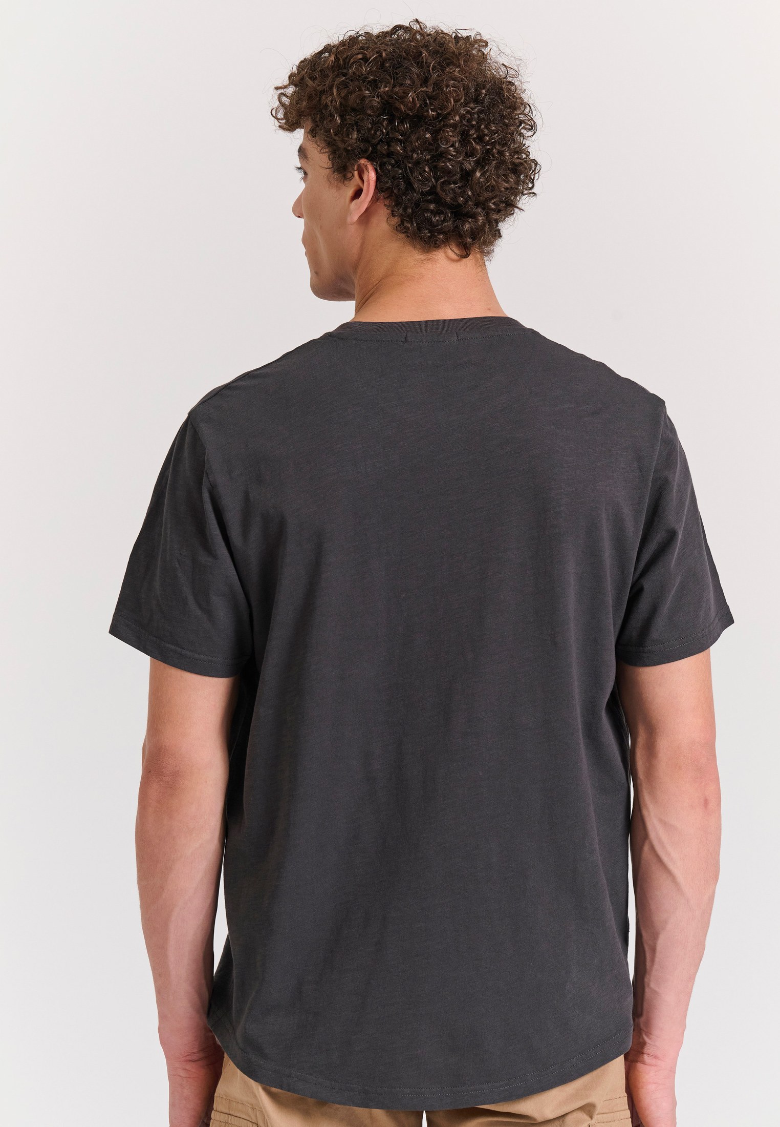 Βαμβακερό t-shirt με τσέπη στο στήθος