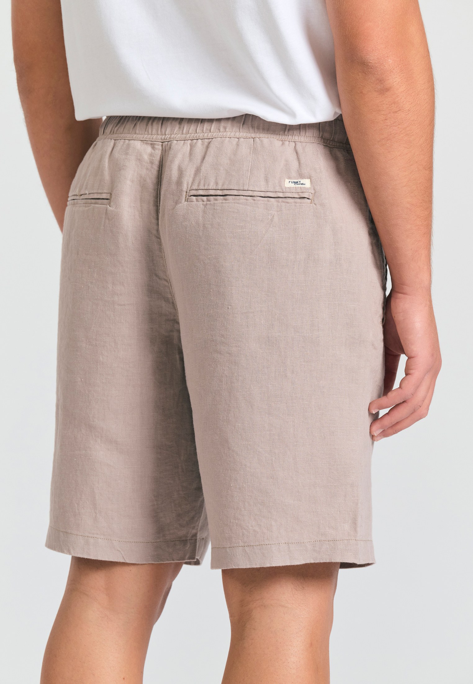 Comfort fit garment dyed λινή βερμούδα