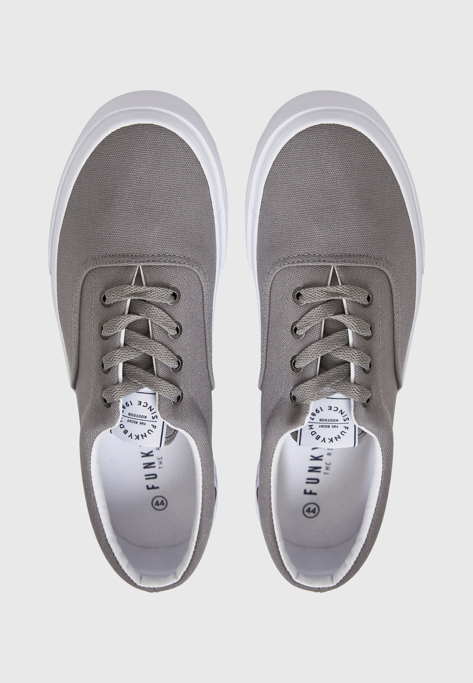 Ανδρικά sneakers φωτογραφία