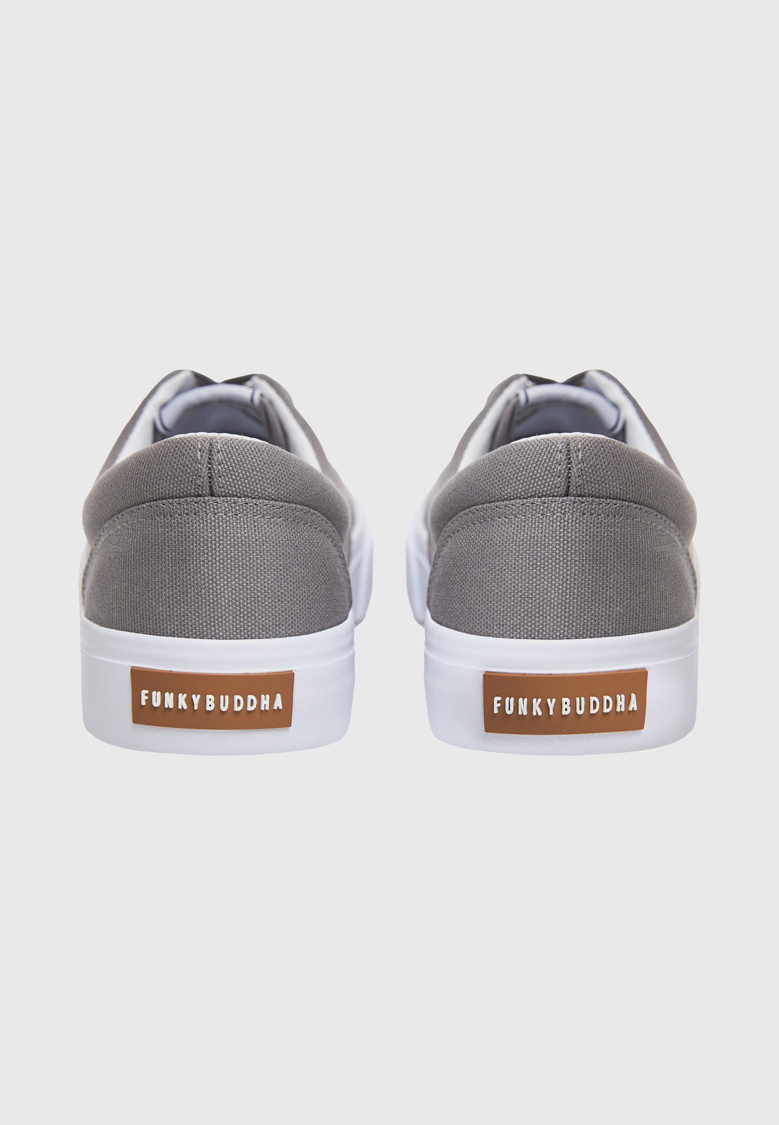 Ανδρικά sneakers φωτογραφία