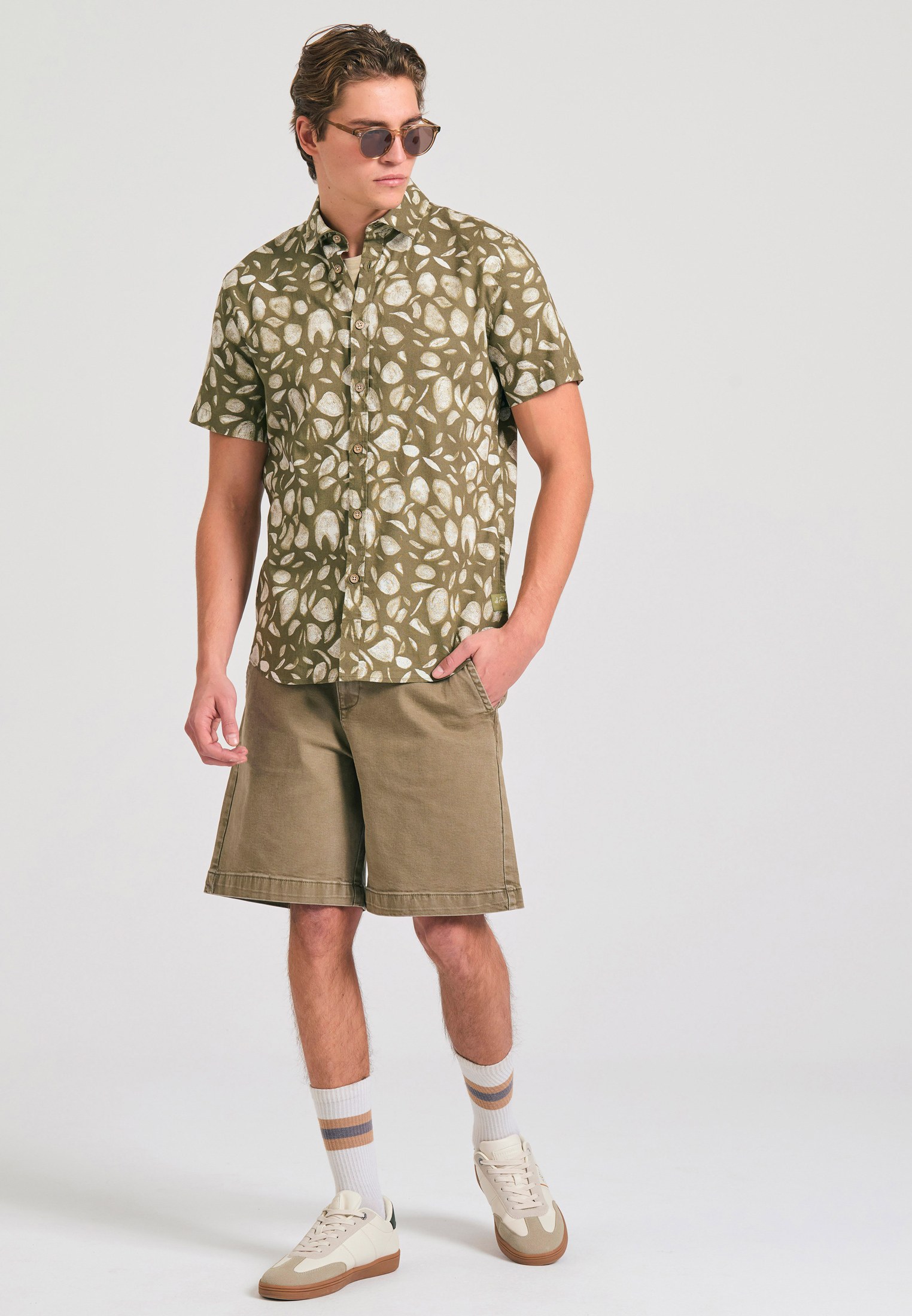Men's Shirts Funky Buddha Olive