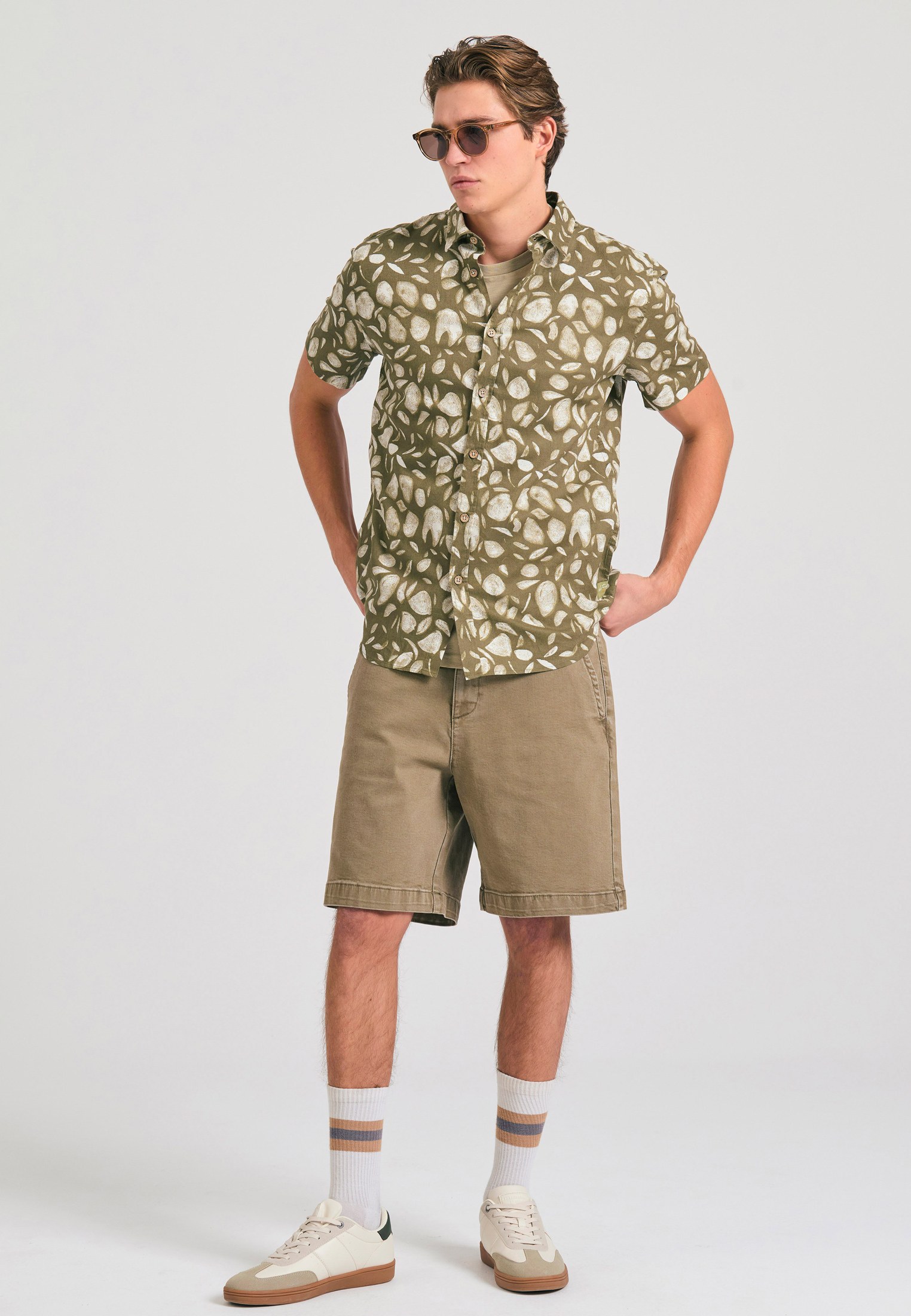 Men's Shirts Funky Buddha Olive