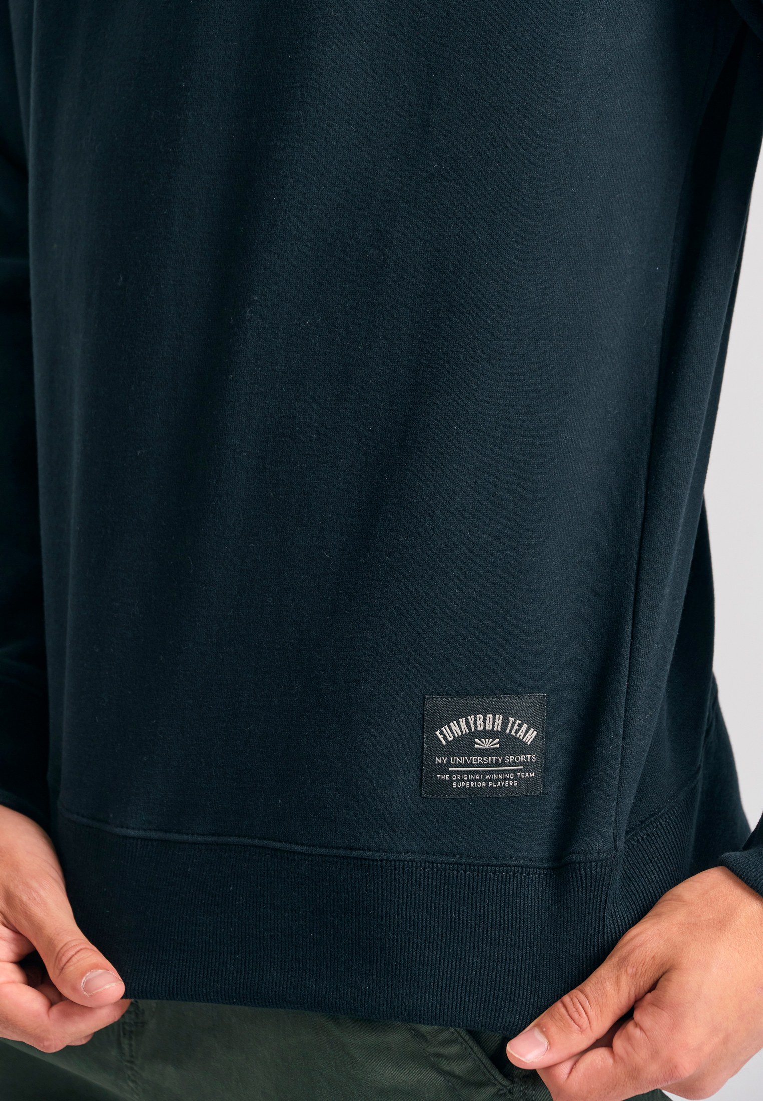 Men's Hoodies & Sweatshirts Funky Buddha Black