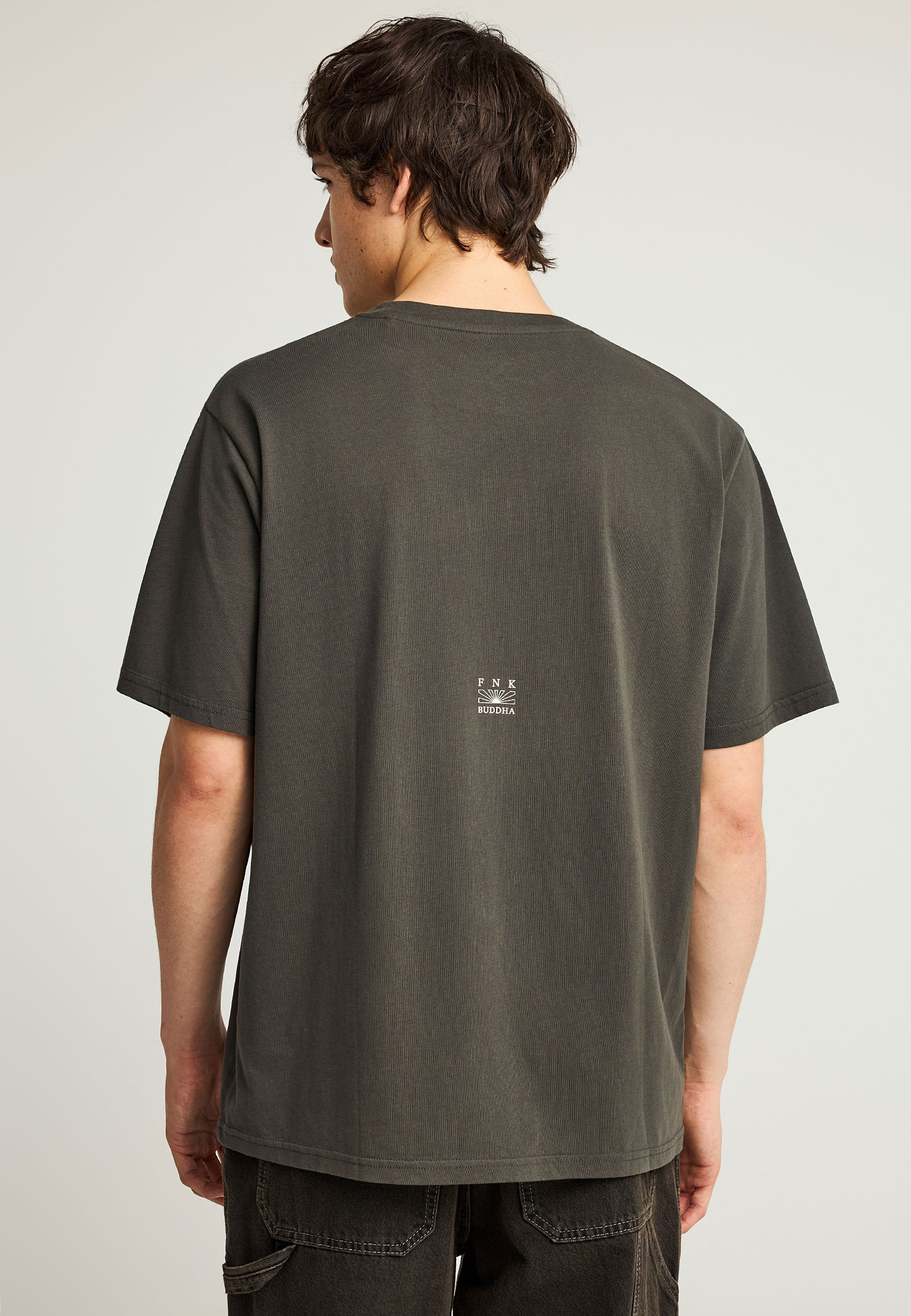 T-shirt με branded τύπωμα στο στήθος φωτογραφία