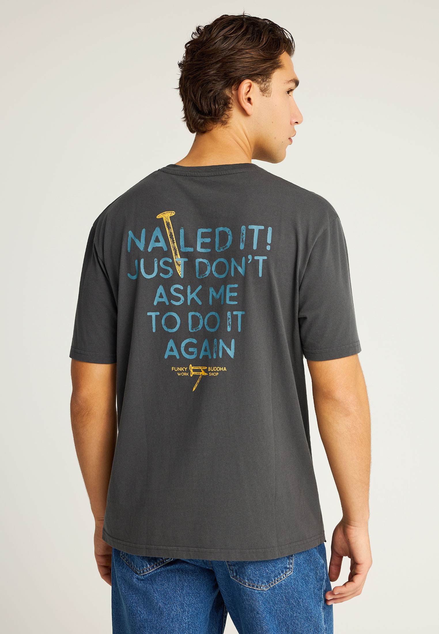 T-shirt με text τύπωμα στην πλάτη φωτογραφία