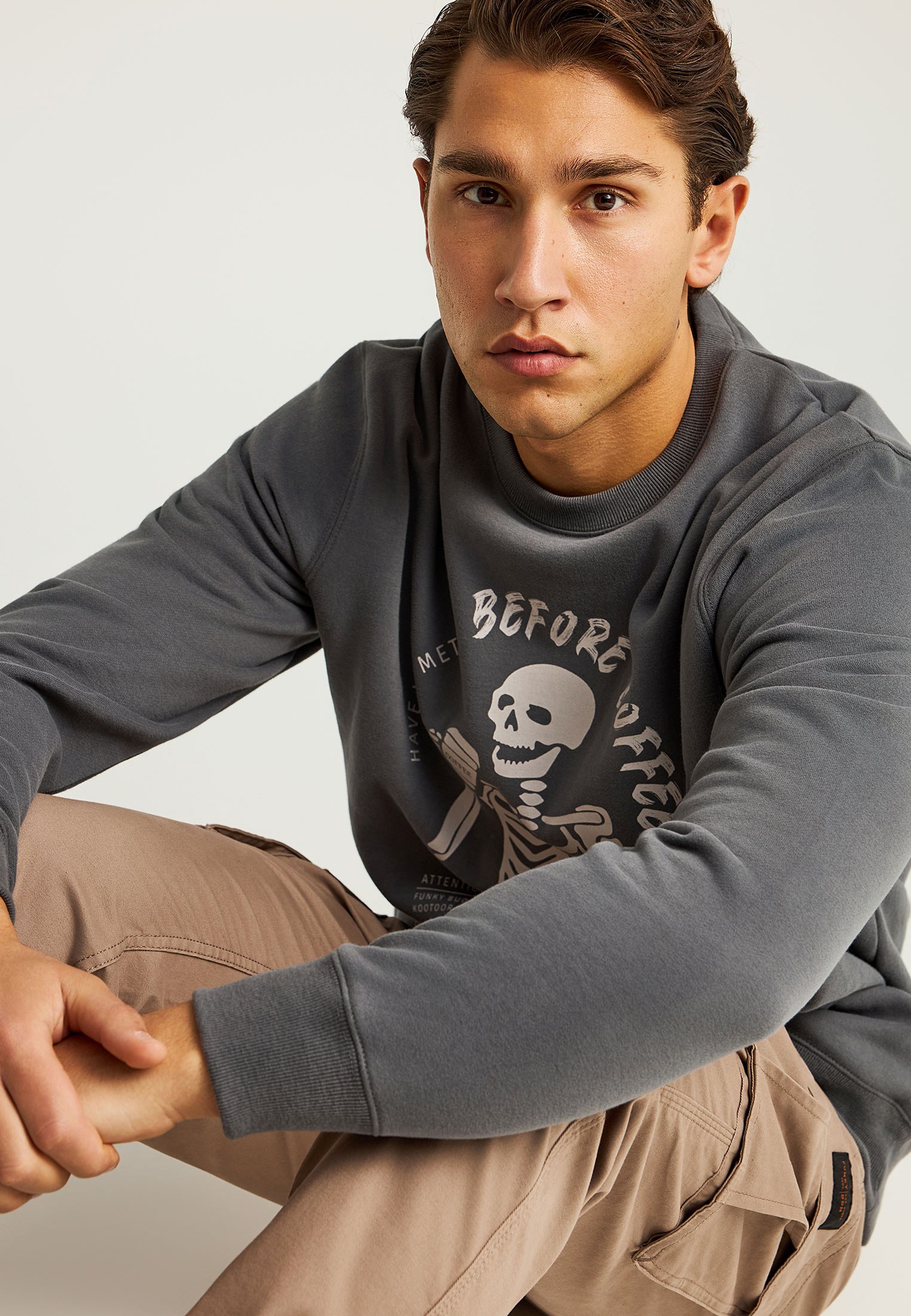 Men's Hoodies & Sweatshirts Funky Buddha Gray