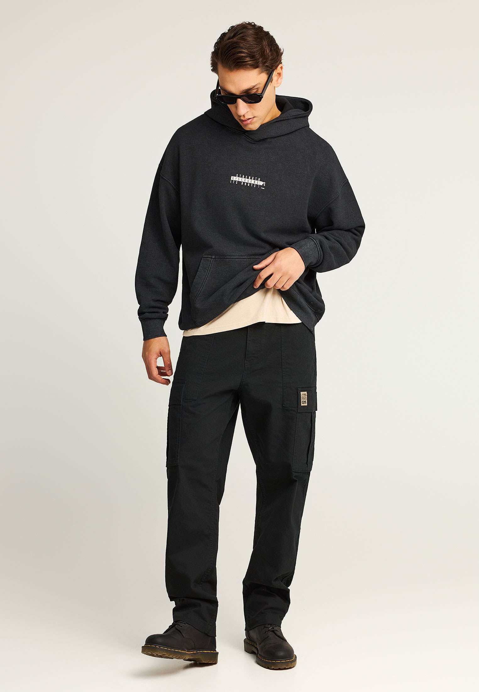 Ανδρικό comfort fit cargo παντελόνι φωτογραφία