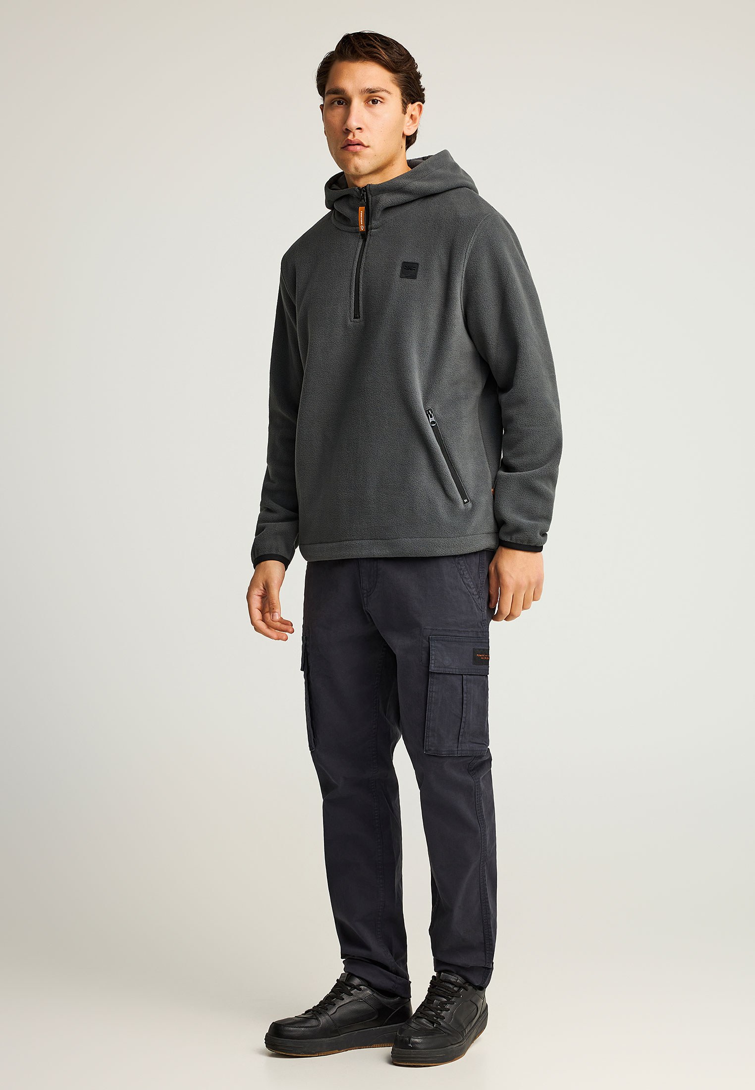 Fleece φούτερ με κουκούλα φωτογραφία