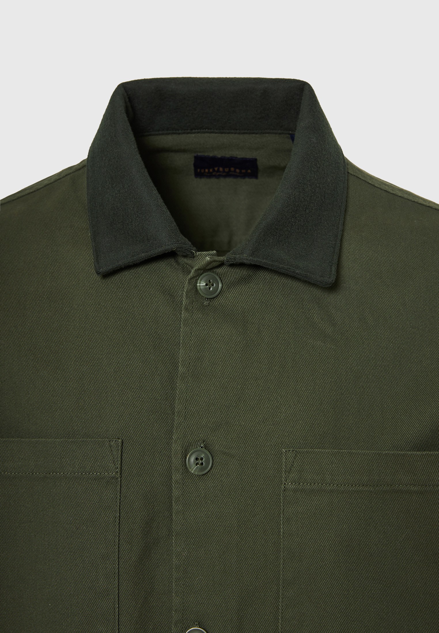 Overshirt casual ανδρικό πουκάμισο με τσέπες στο στήθος φωτογραφία