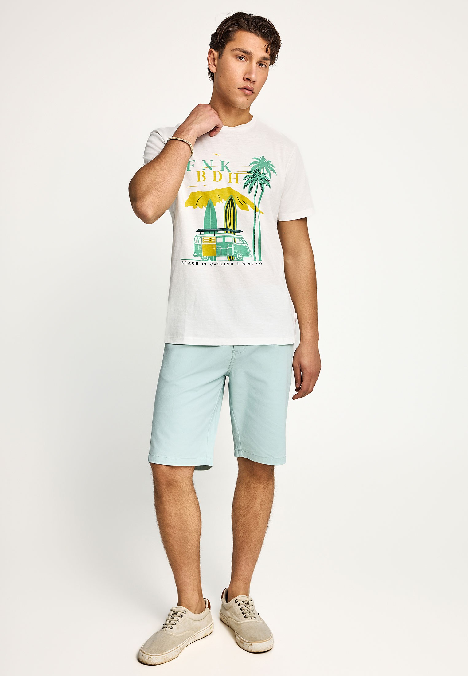 Ανδρική βερμούδα chino - The essentials