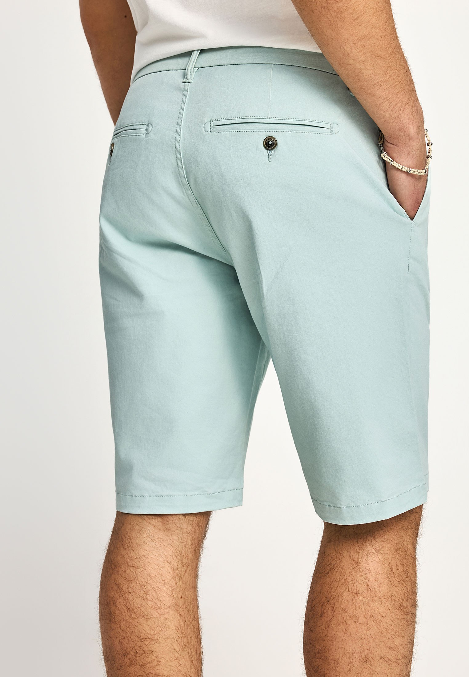 Ανδρική βερμούδα chino - The essentials