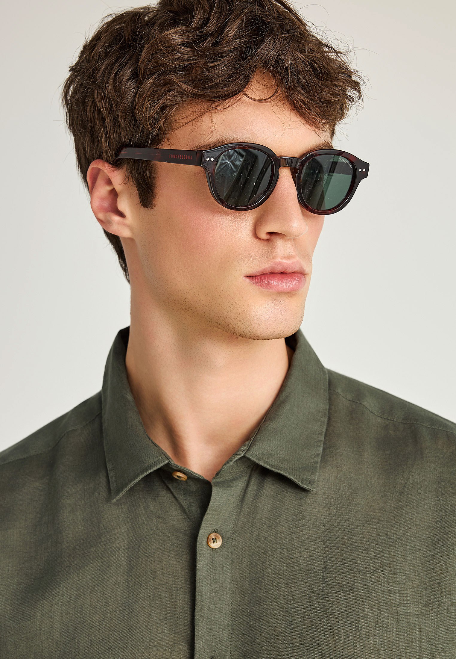 Ανδρικό λινό πουκάμισο με κοντό μανίκι - The essentials