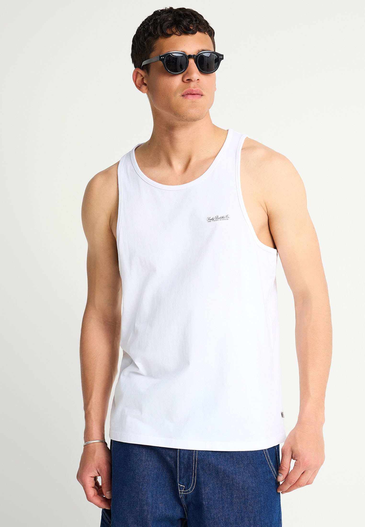 Ανδρική αμάνικη μπλούζα από βαμβάκι