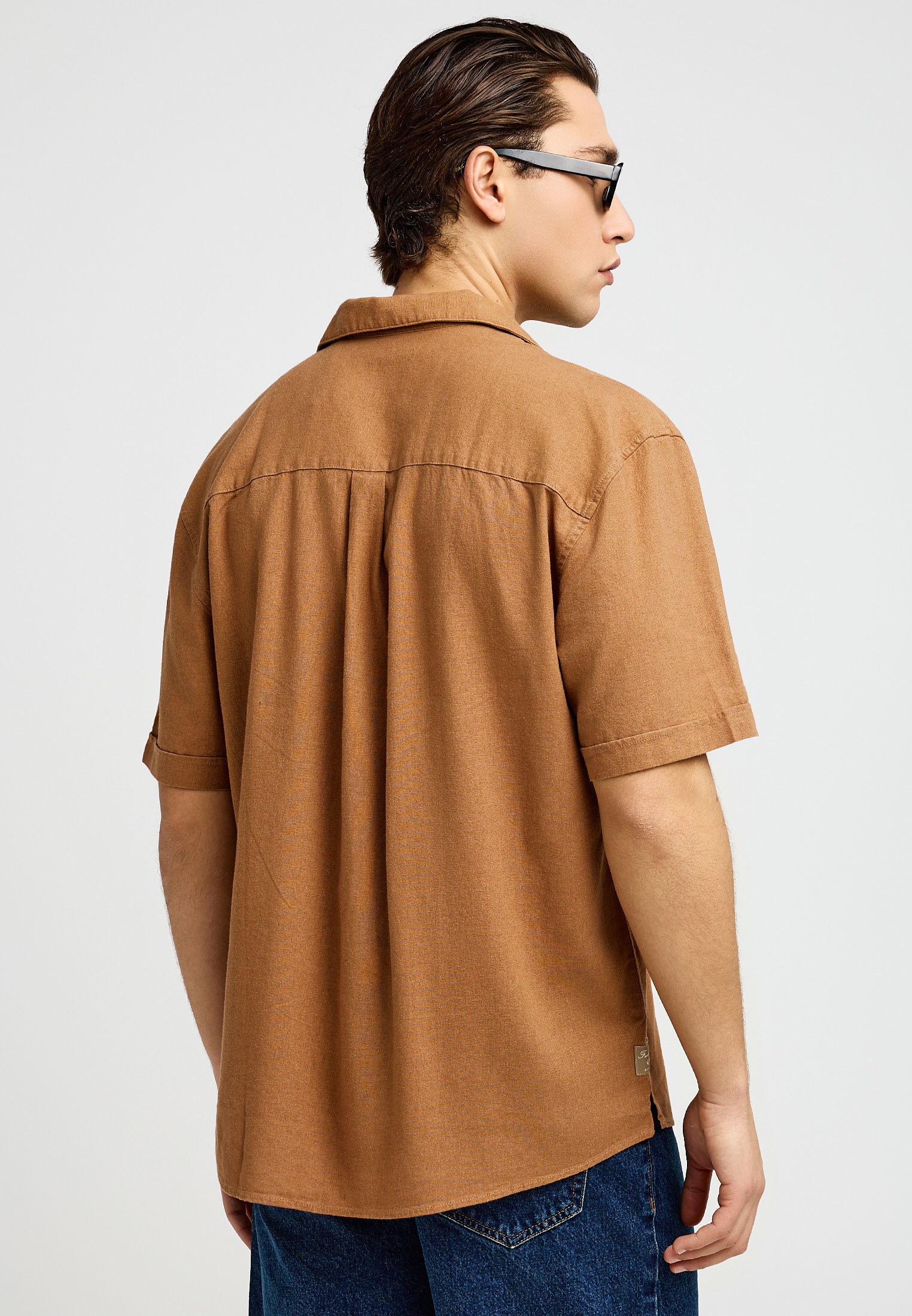 Ανδρικό πουκάμισο με κοντό μανίκι - The essentials φωτογραφία