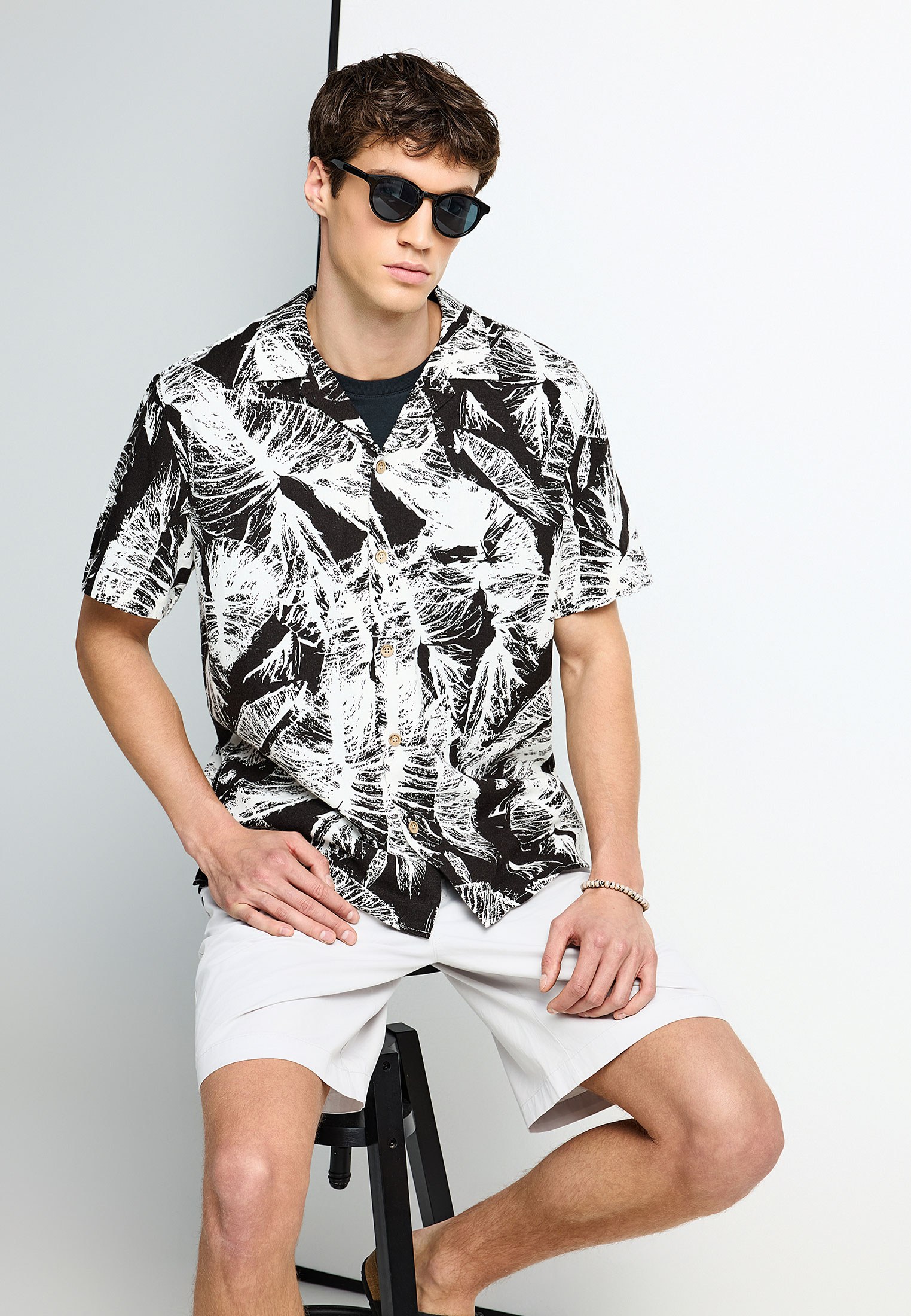 Men's Shirts Funky Buddha White