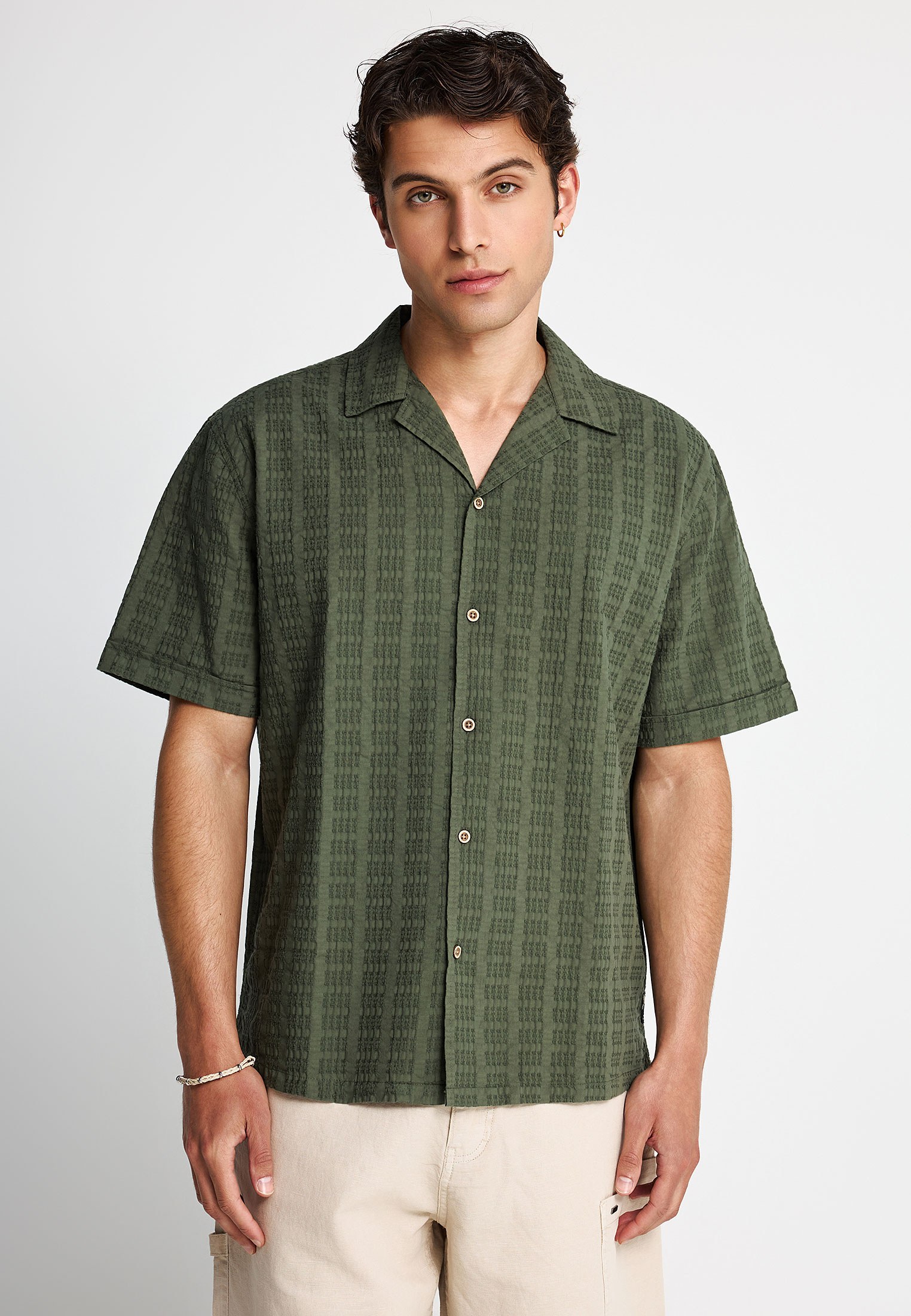 Ανδρικό oversized fit κοντομάνικο πουκάμισο