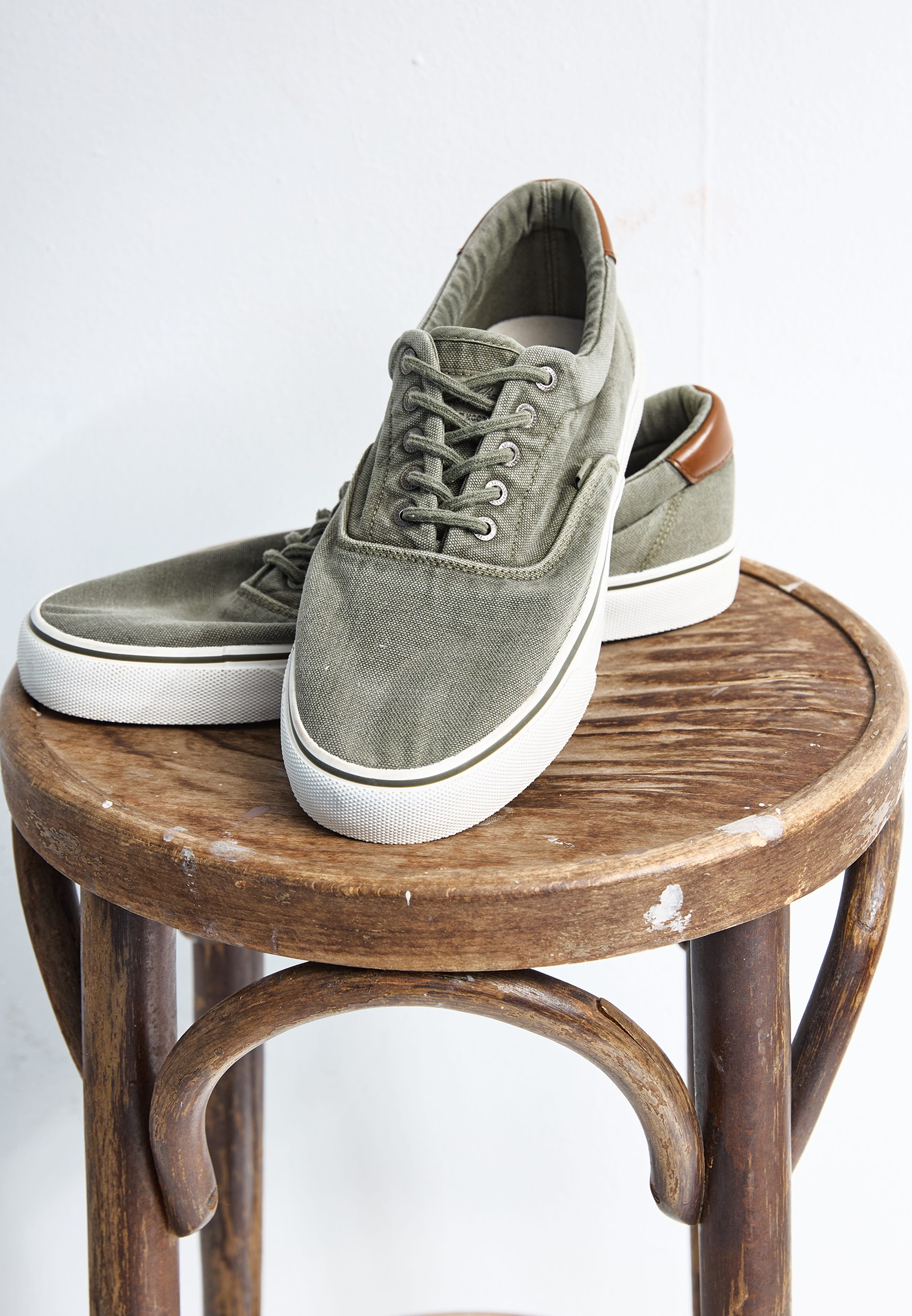 Ανδρικά casual canvas sneakers