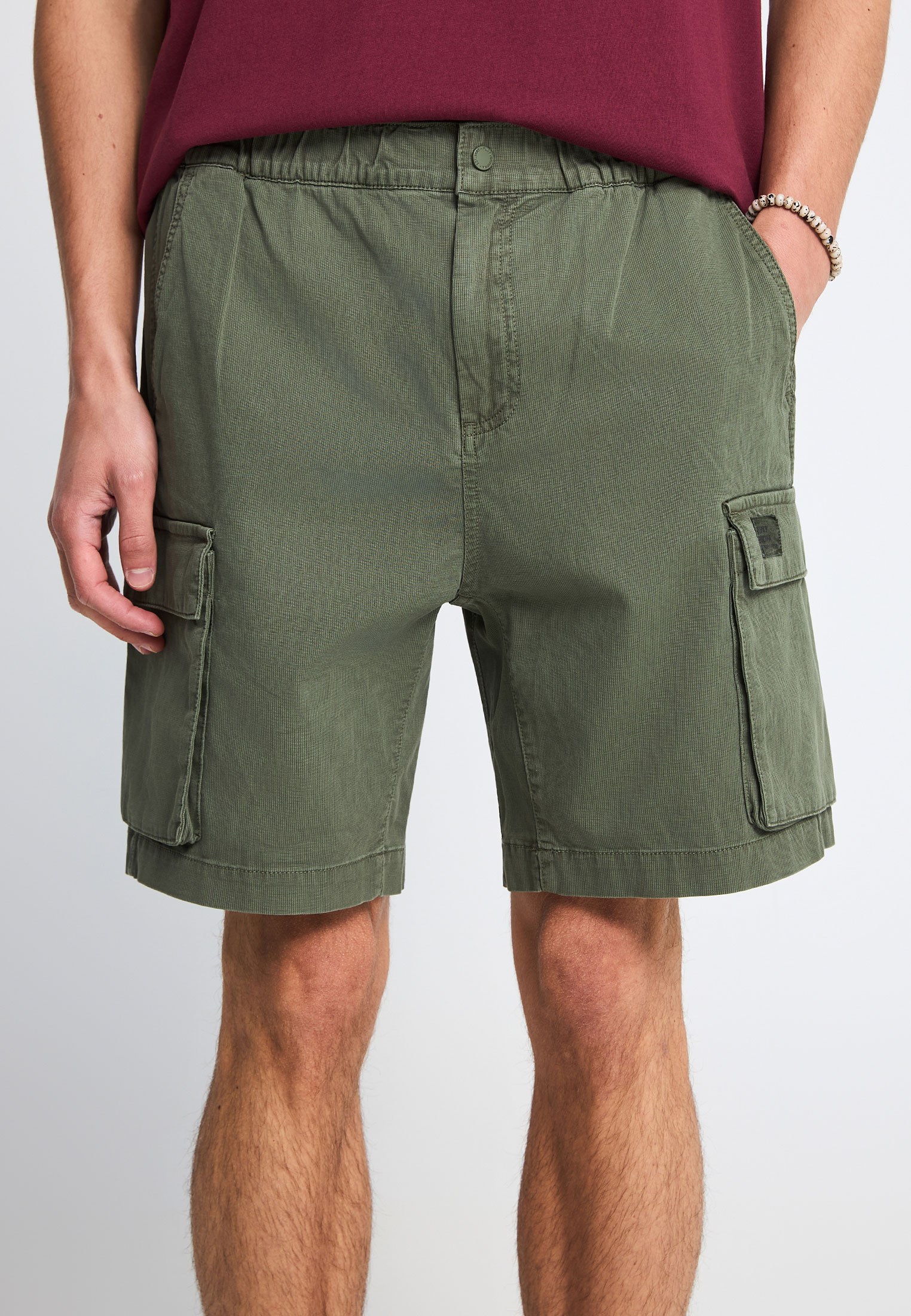 Ανδρικά ρούχα FunkyBuddha - ΣΗΜΑΝΤΙΚΟ: Σε περίπτωση διαφοράς τιμής από το κατάστημα ισχύει παντα και μόνο η τιμή του καταστήματος Ανδρική cargo βερμούδα