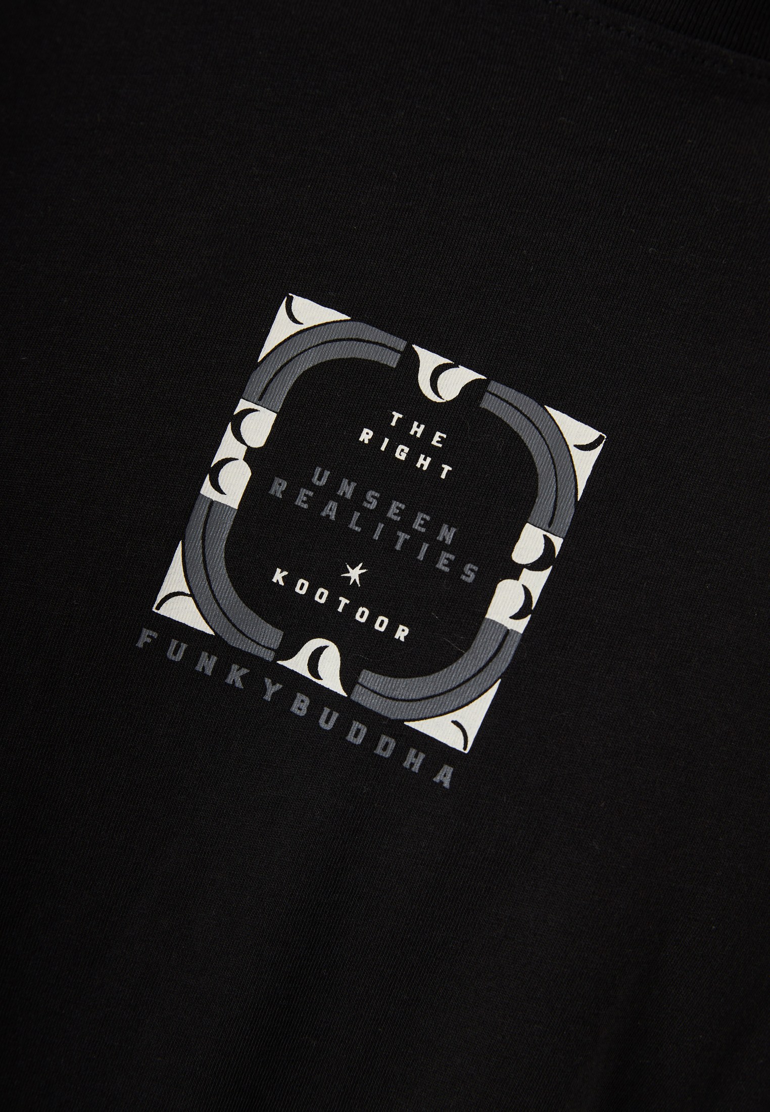 Ανδρικό relaxed t-shirt με τύπωμα στην πλάτη