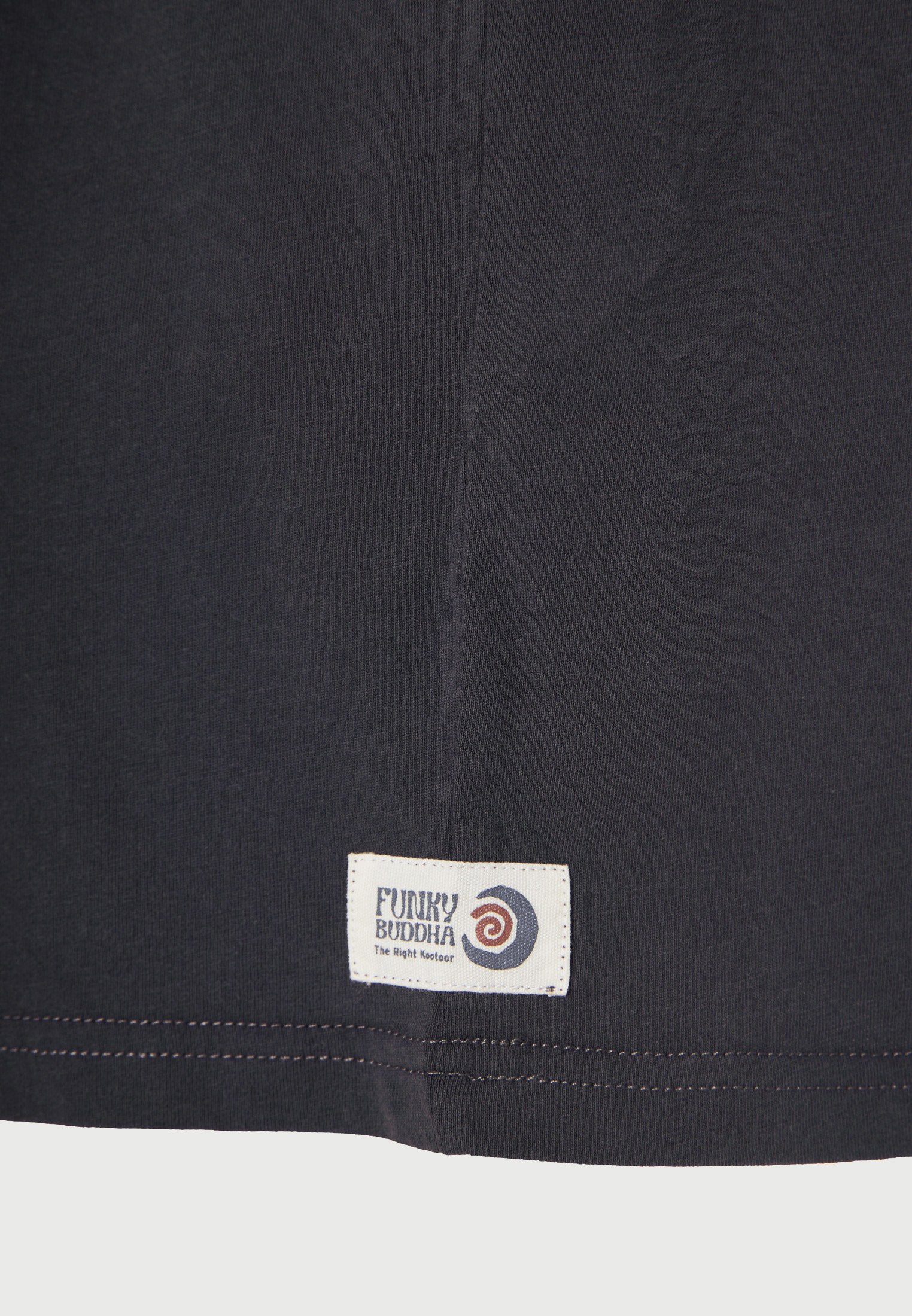 T-shirt με τύπωμα στην πλάτη