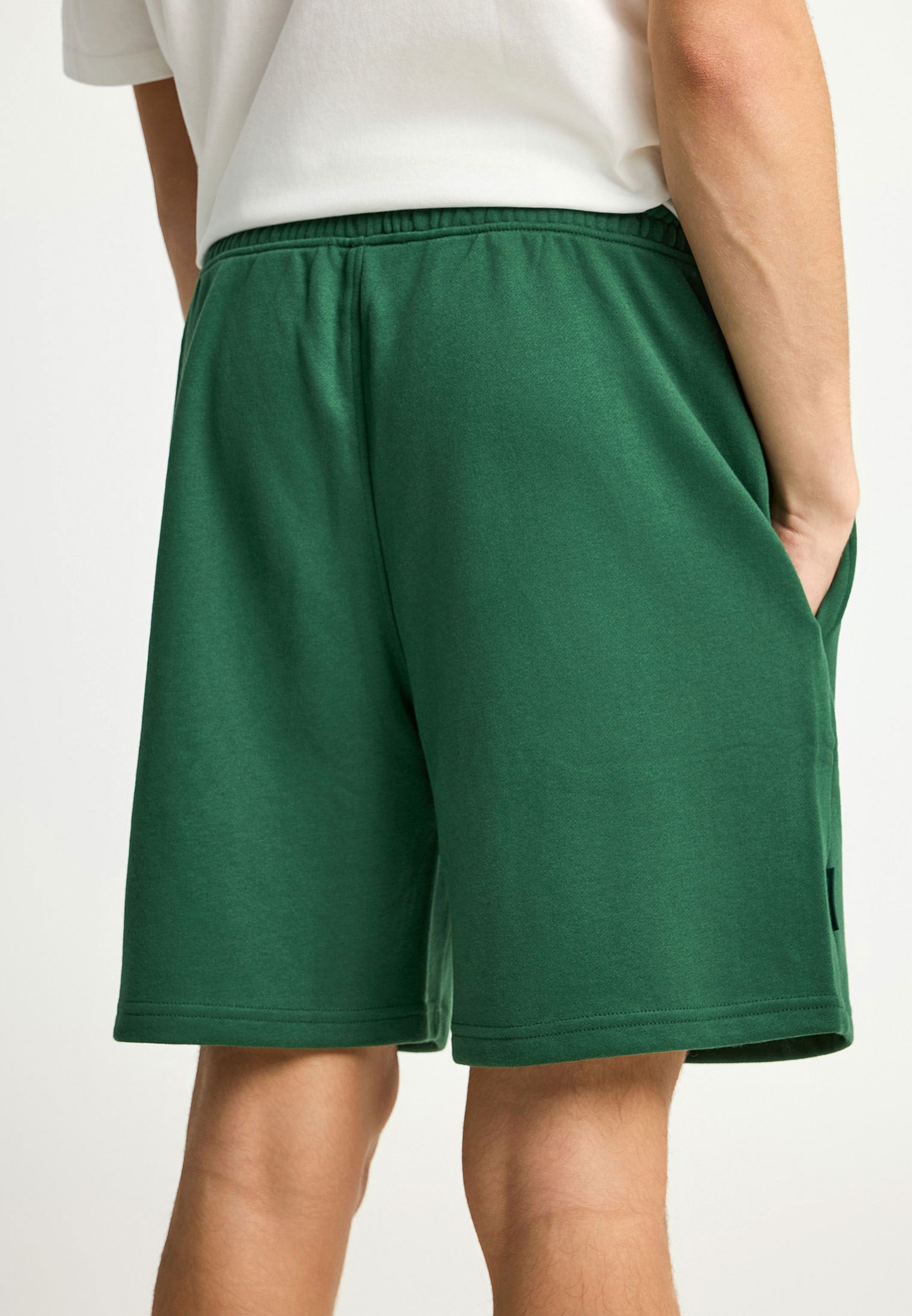 Ανδρική αθλητική βερμούδα με λογότυπο φωτογραφία