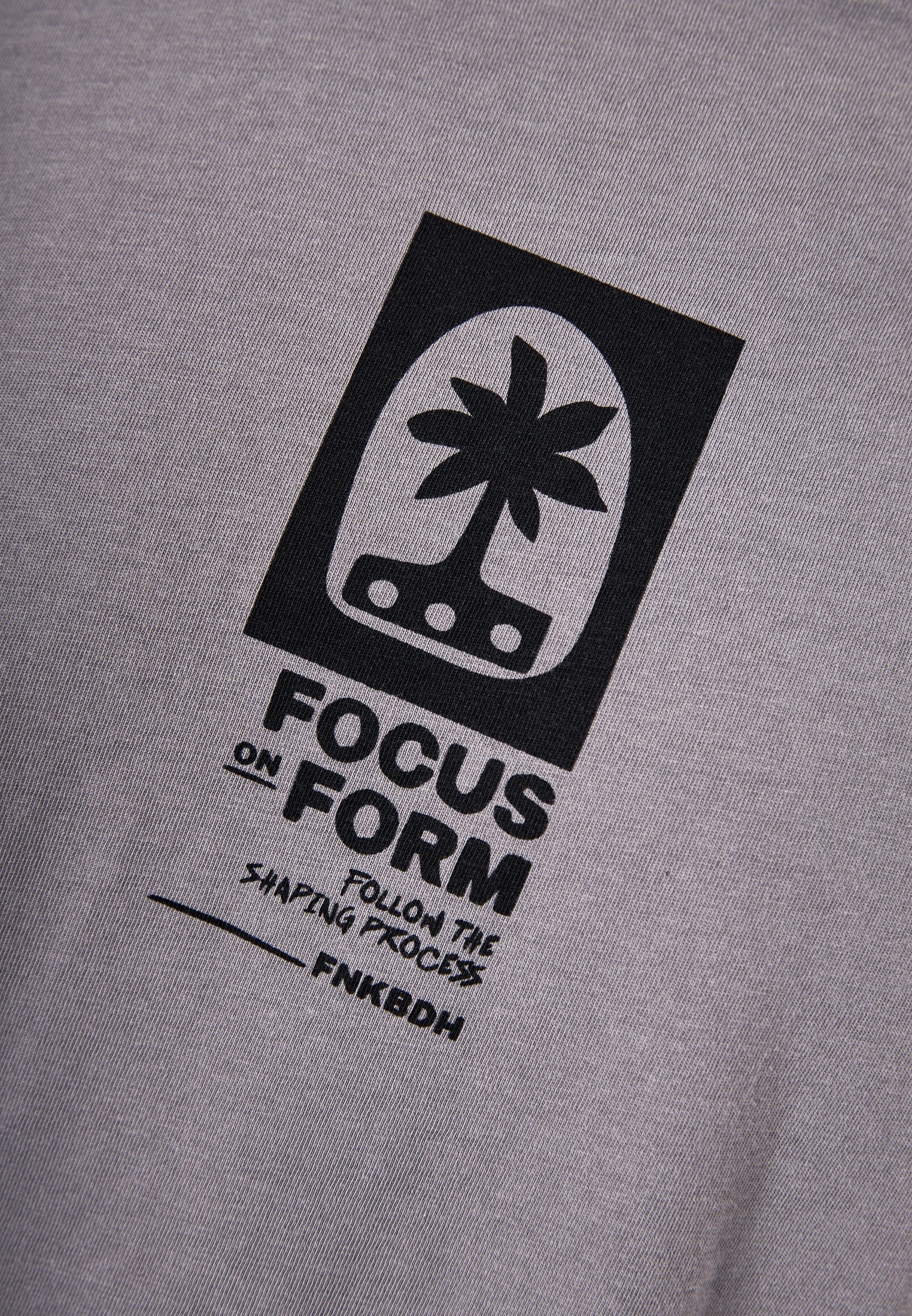 Ανδρικό oversized t-shirt με τύπωμα στην πλάτη