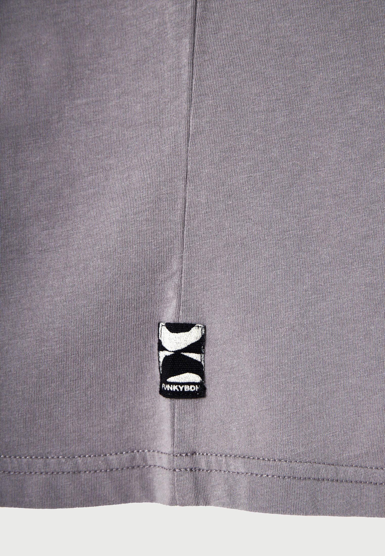 Ανδρικό oversized t-shirt με τύπωμα στην πλάτη