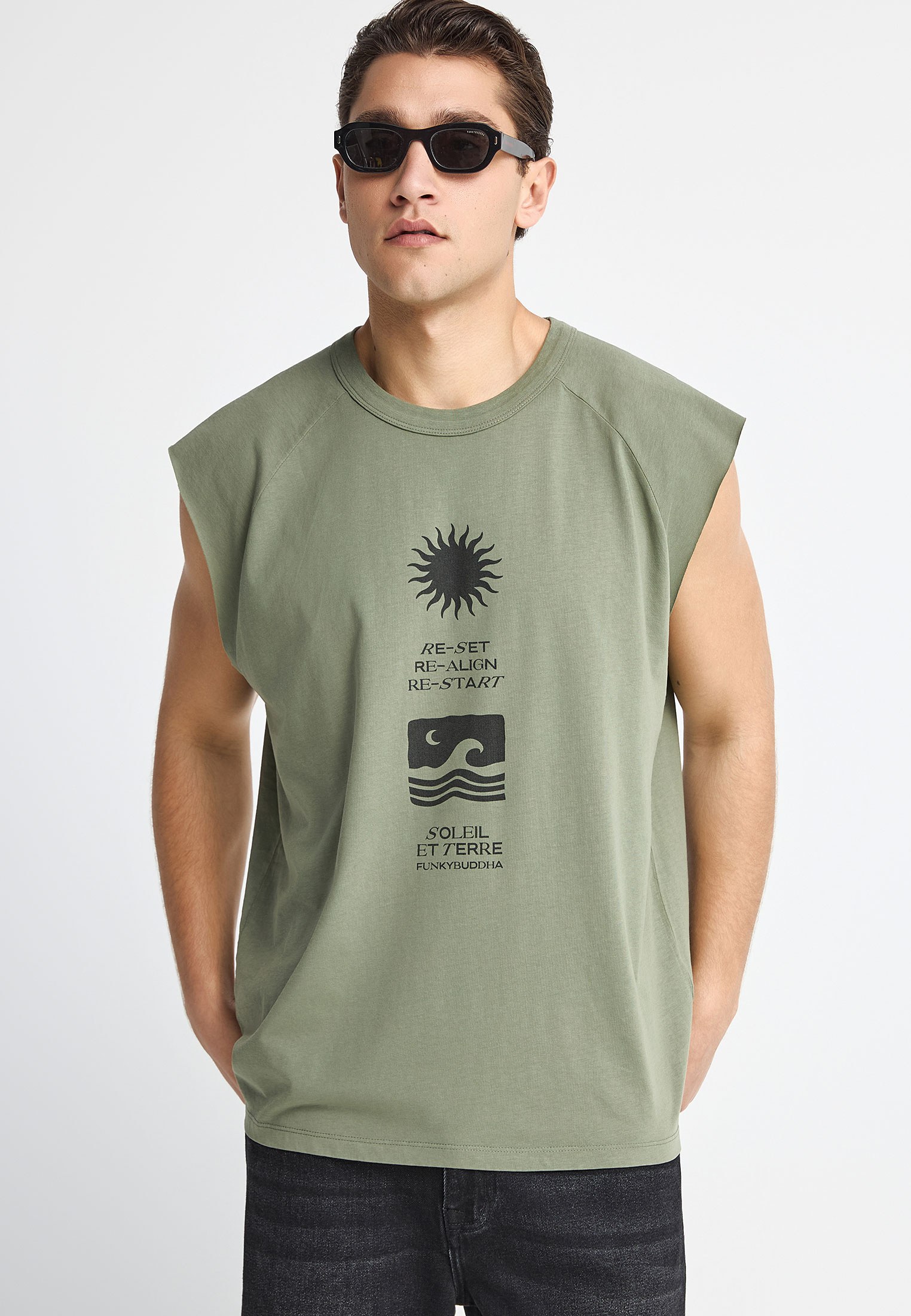 Ανδρική αμάνικη μπλούζα από βαμβάκι