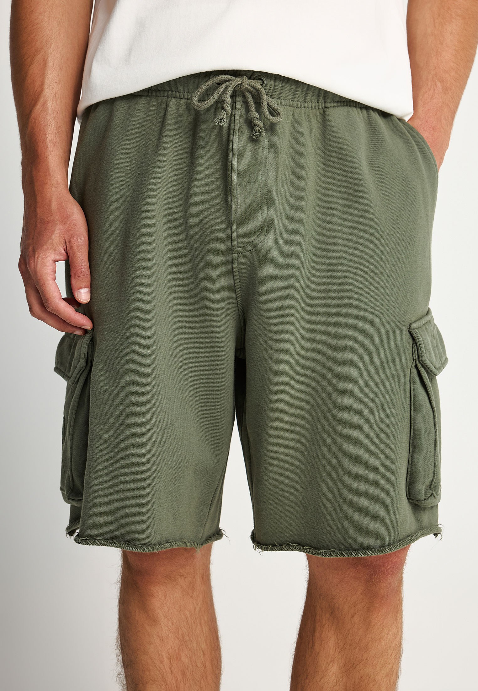 Ανδρική jogger cargo βερμούδα