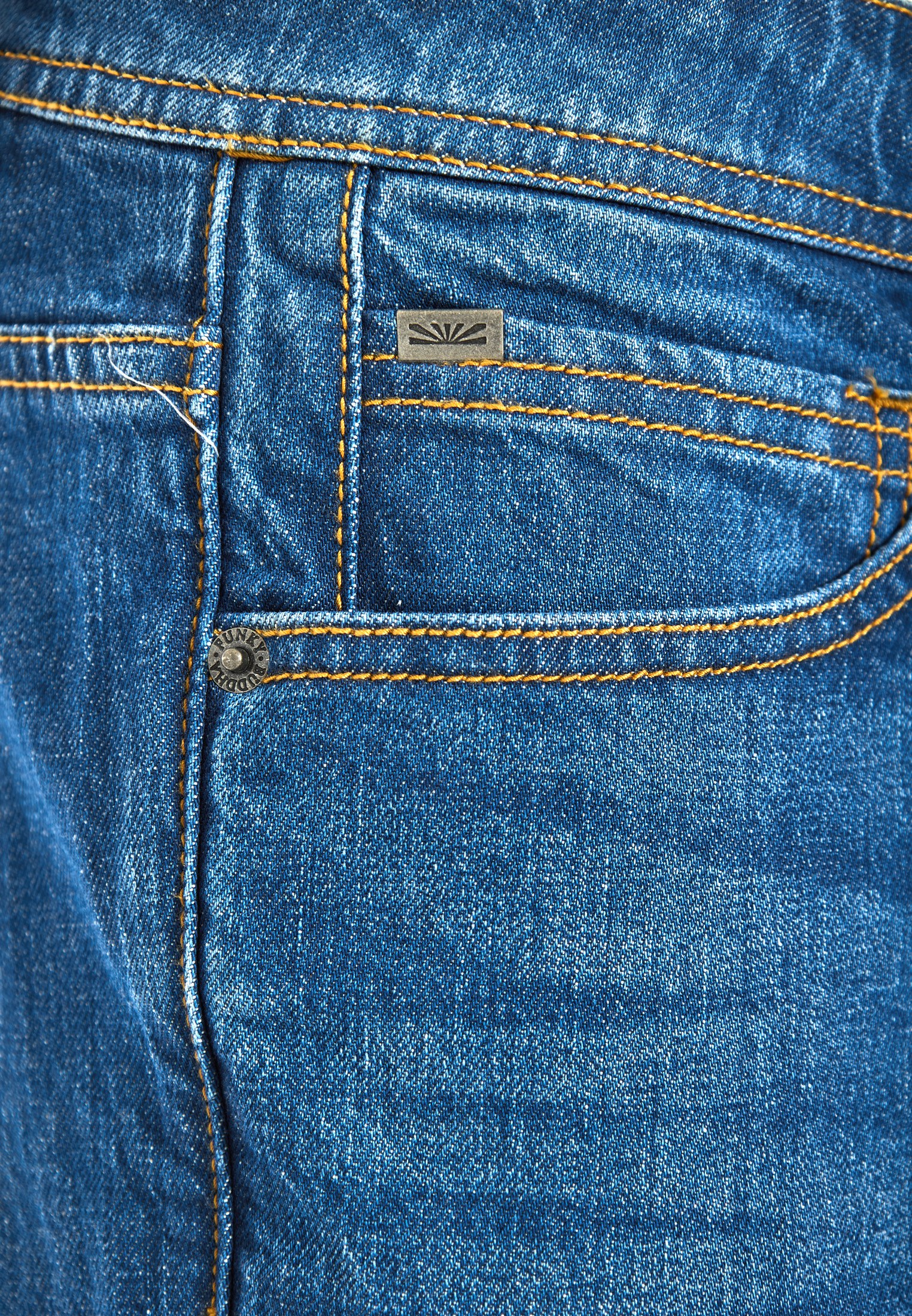 Ανδρικό slim tapered τζην με washed effects